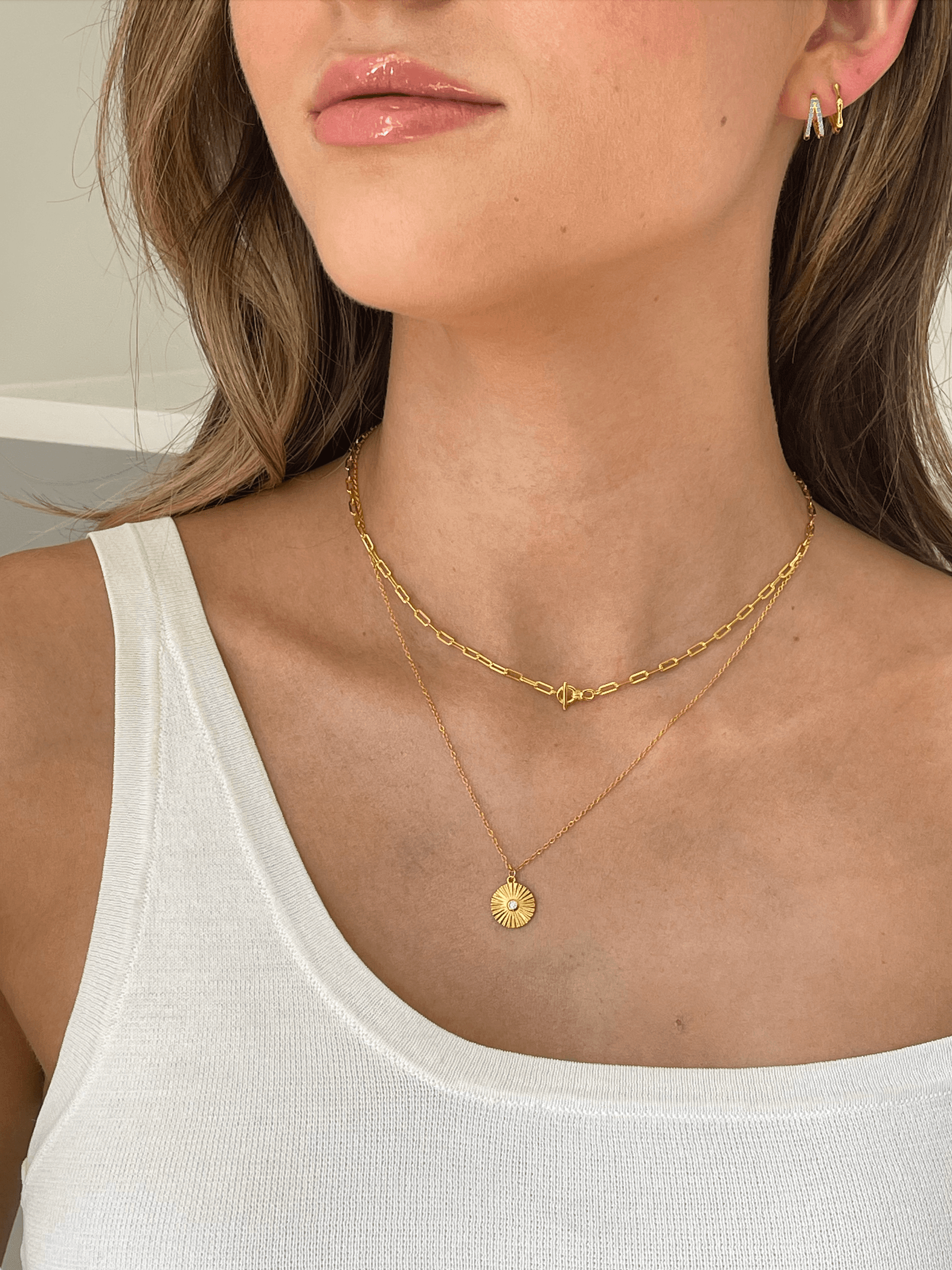 Gold Rye Huggie Earrings - Trendy Hoop Earrings for Women, Minimalist Dainty Jewelry for Everyday Wear, Perfect Gift for Her - Office, Party & Casual Outfits