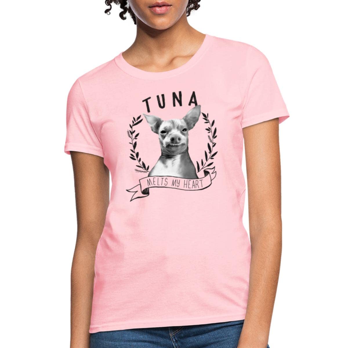 Spreadshirt Tuna Melts My Heart Crest Women's T-Shirt | Cute Fish Graphic Tee for Women | Perfect for Casual Wear, Beach Outings & Funny Gift Ideas