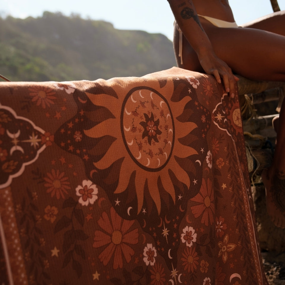 Premium Boho Sun Brown Sand-Free Beach Towel - Quick Dry, Lightweight & Large for Pool, Picnic, Yoga, Travel & Outdoor Activities