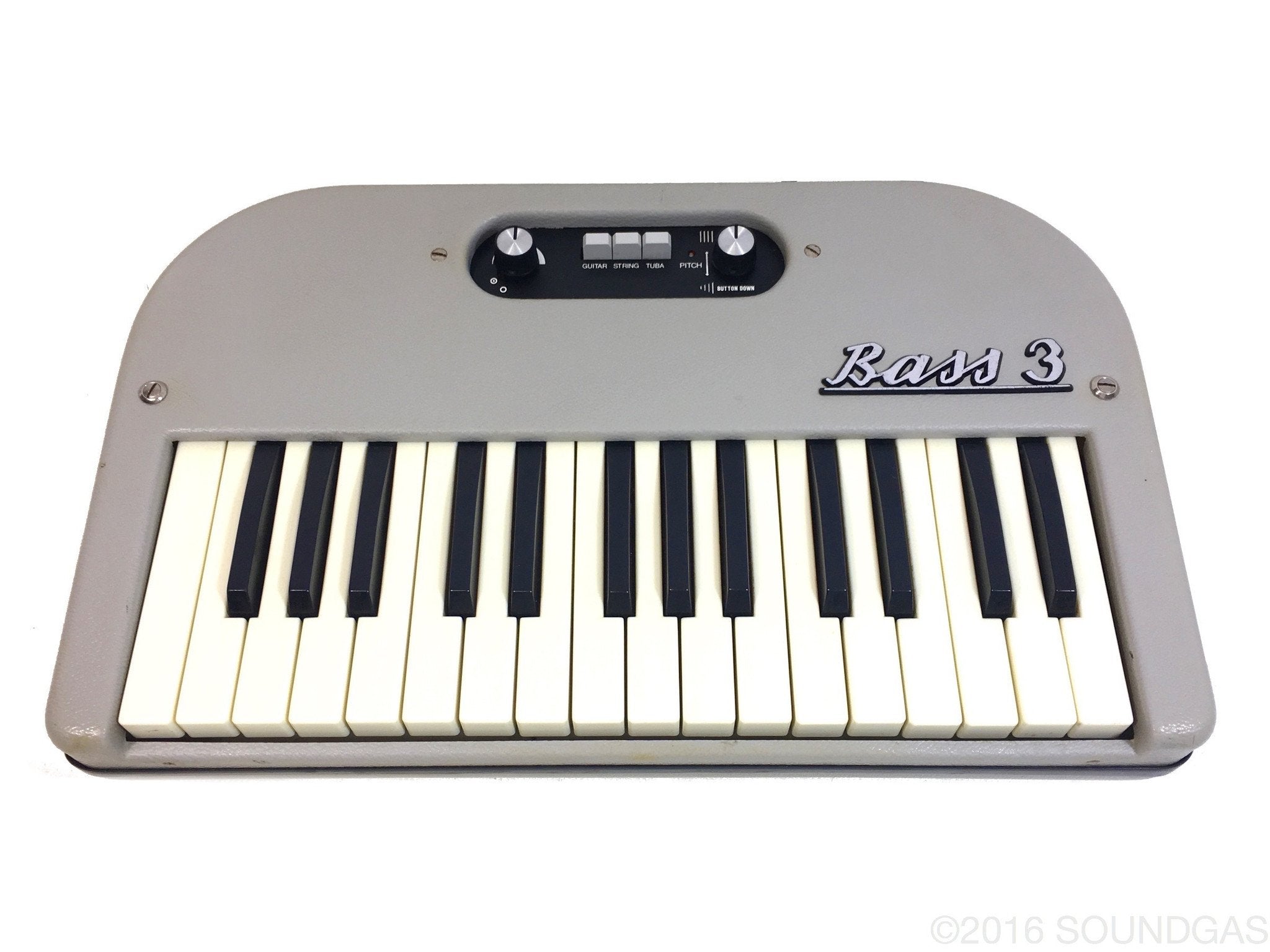 Hohner Basset Bass 3 - Professional 3-String Bass Harmonica for Blues & Folk Music | Perfect for Live Performances & Studio Recording