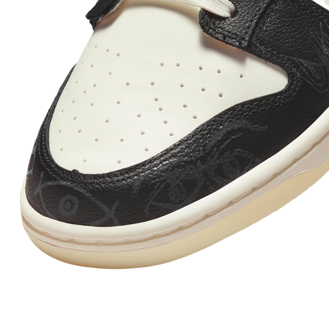 Nike Dunk Low GS Halloween Edition - Black Orange Glow Sneakers for Girls | Perfect for Halloween Costumes & Streetwear Fashion