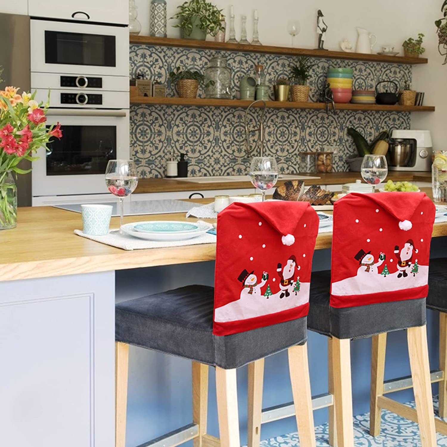 6 PCS Santa Claus Hat Chair Covers - Christmas Chair Back Covers for Dining Table Decor, Red Santa Hat Slipcovers for Xmas Party, Holiday Dinner & Home Decoration