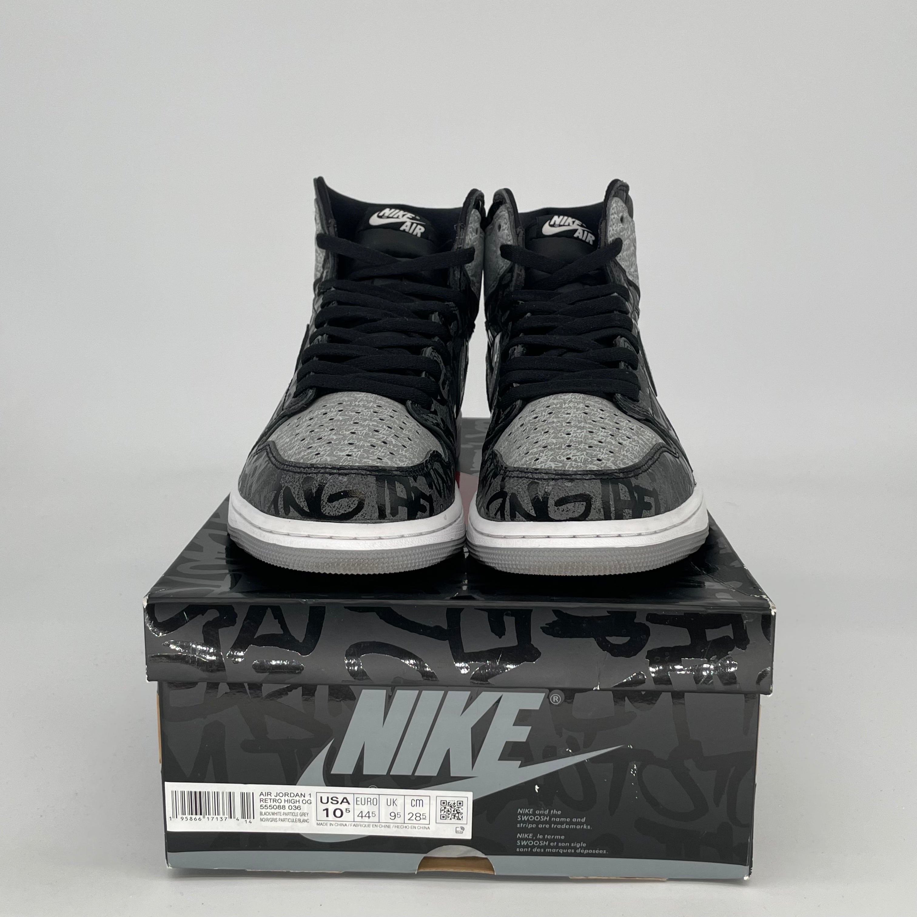 Original Title: AIR JORDAN 1 REBELLIONAIRE SIZE 9.5/11W 555088 036   Optimized Title: **Air Jordan 1 Rebellionaire Sneakers - Men's Size 9.5 / Women's Size 11W - Style Code 555088-036 - Retro Basketball Shoes for Streetwear & Casual Outfits**