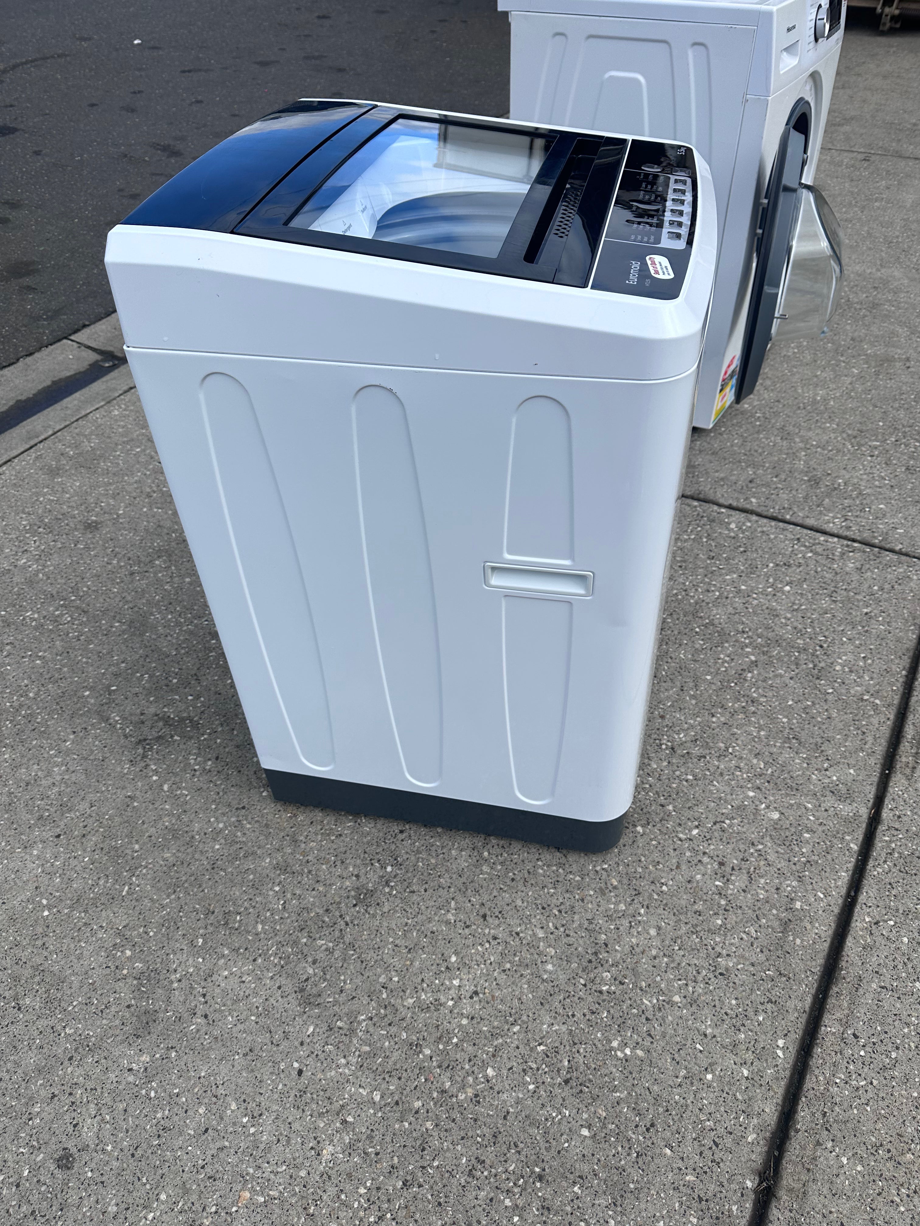Refurbished Euromaid 5.5kg Top Load Washing Machine - Perfect for Small Apartments & Laundry Rooms | Energy Efficient & Space Saving