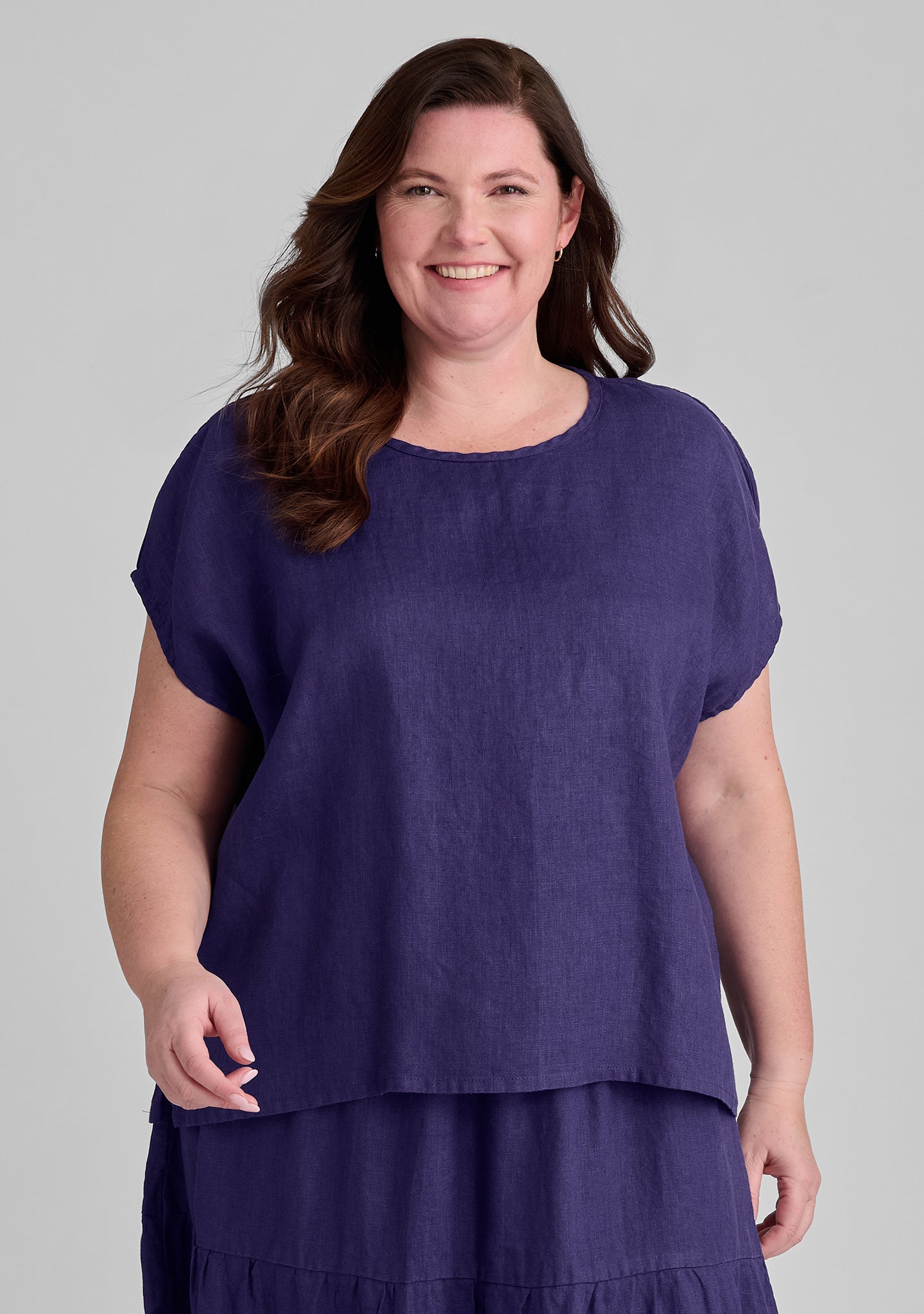 Premium Linen T-Shirt for Women - Soft & Breathable Summer Tee - Casual Comfort Wear for Outdoors, Travel & Everyday Use