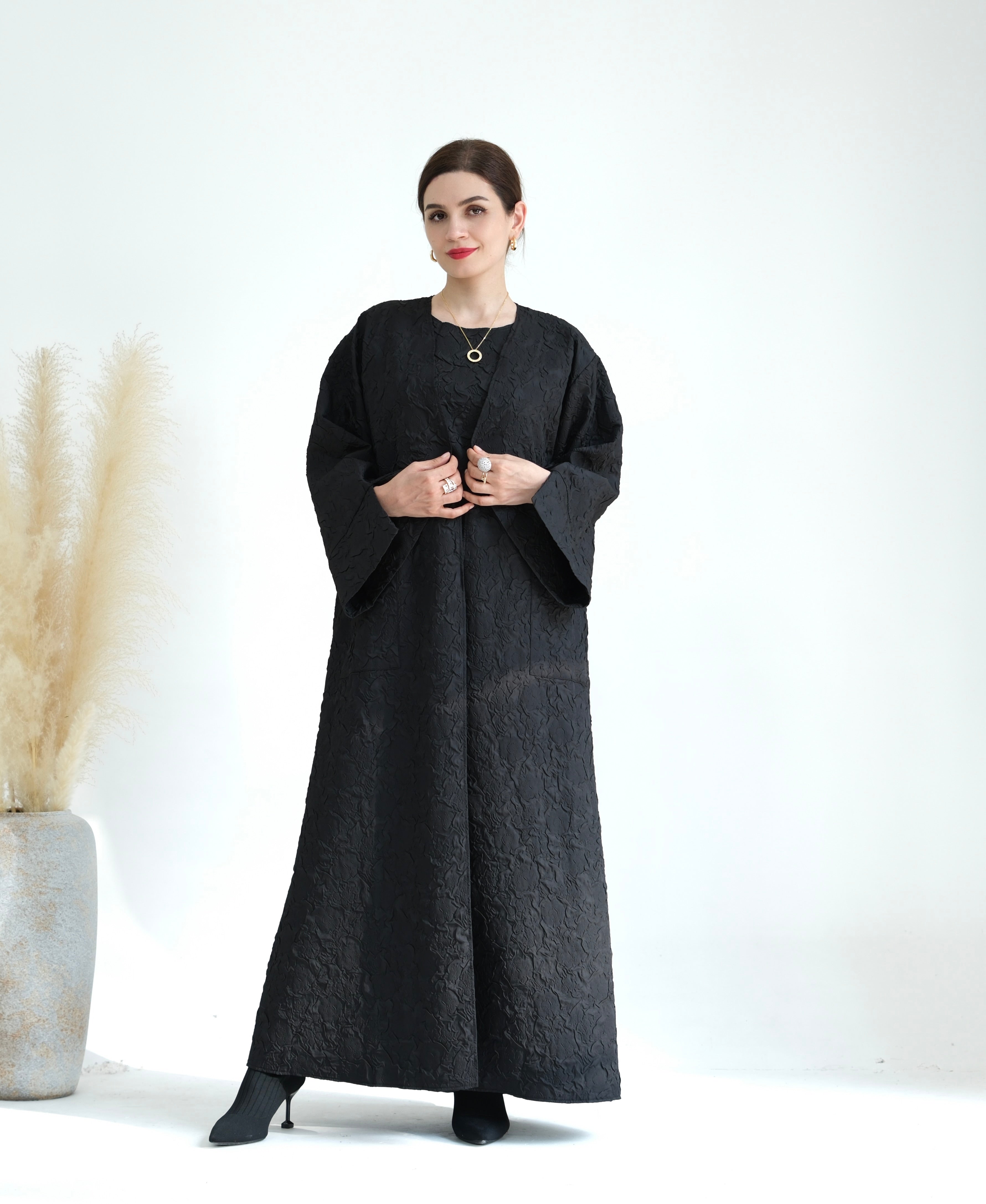 Elegant Black Eva Textured Abaya Set - Modest Islamic Dress for Women | Perfect for Prayer, Eid, and Special Occasions