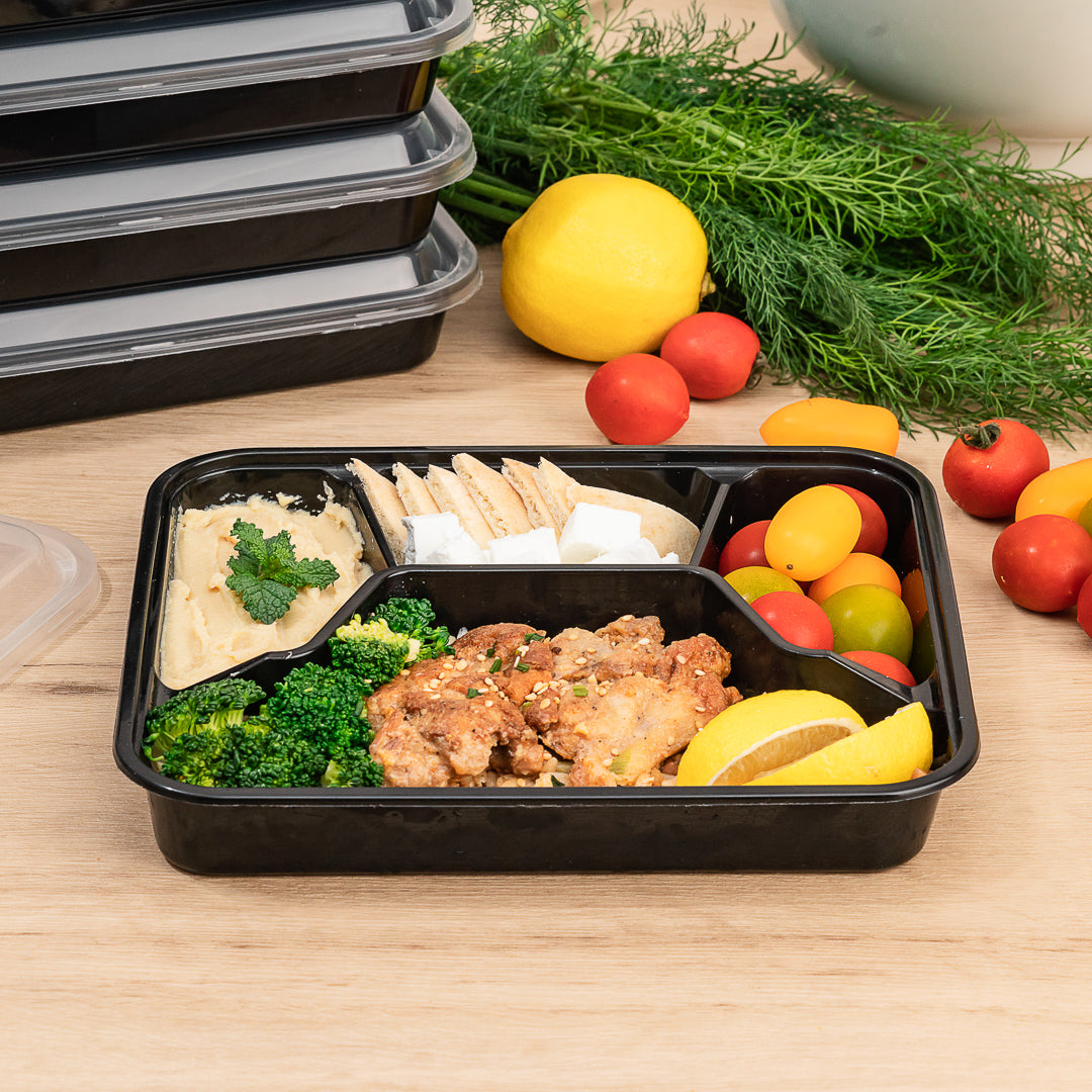 34 oz Black Plastic 4-Compartment Meal Prep Containers with Clear Lids - Microwave Safe (8.75