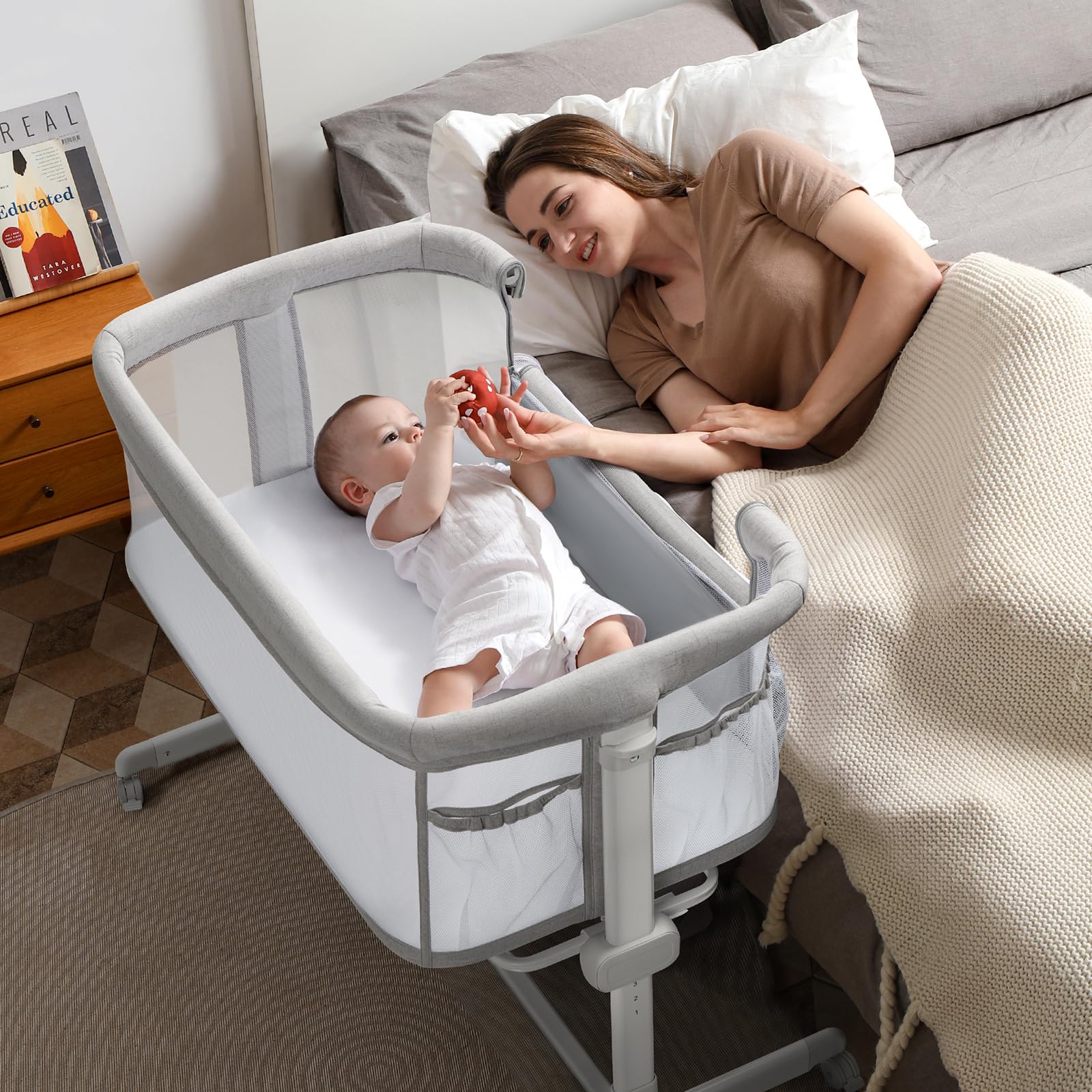 Besrey Baby Bassinet Bedside Sleeper – Breathable Mesh Crib for Newborns with Comfort Mattress, 7-Level Height Adjustment & 360° Swivel Wheels – Portable Infant Bed with Storage Pockets for Nursery, Bedroom, and Travel