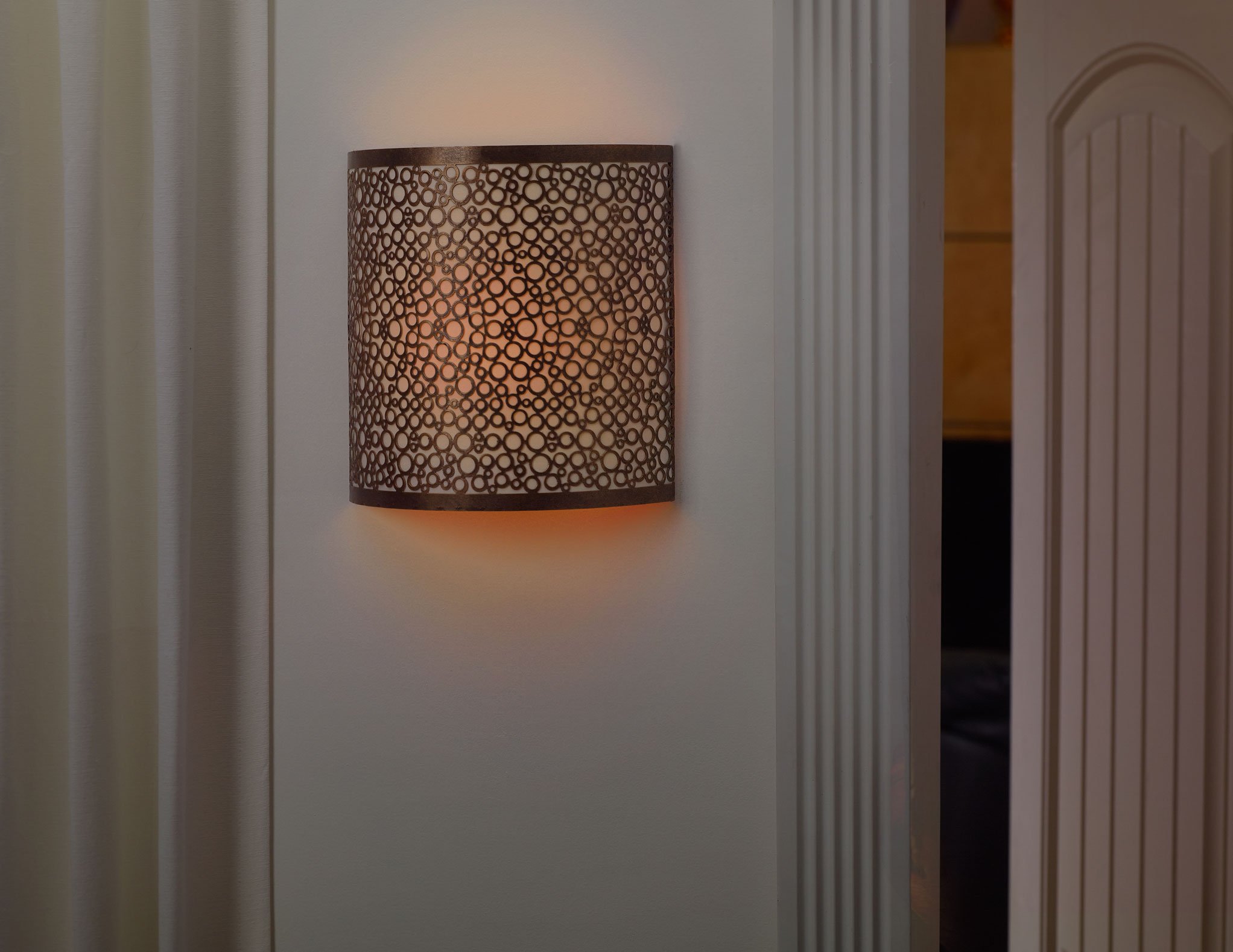 IEL-2900 Olita Barrel Wireless Wall Sconce - Amber Glass LED Battery-Operated Light Fixture for Bedroom, Hallway & Outdoor Patio Decor