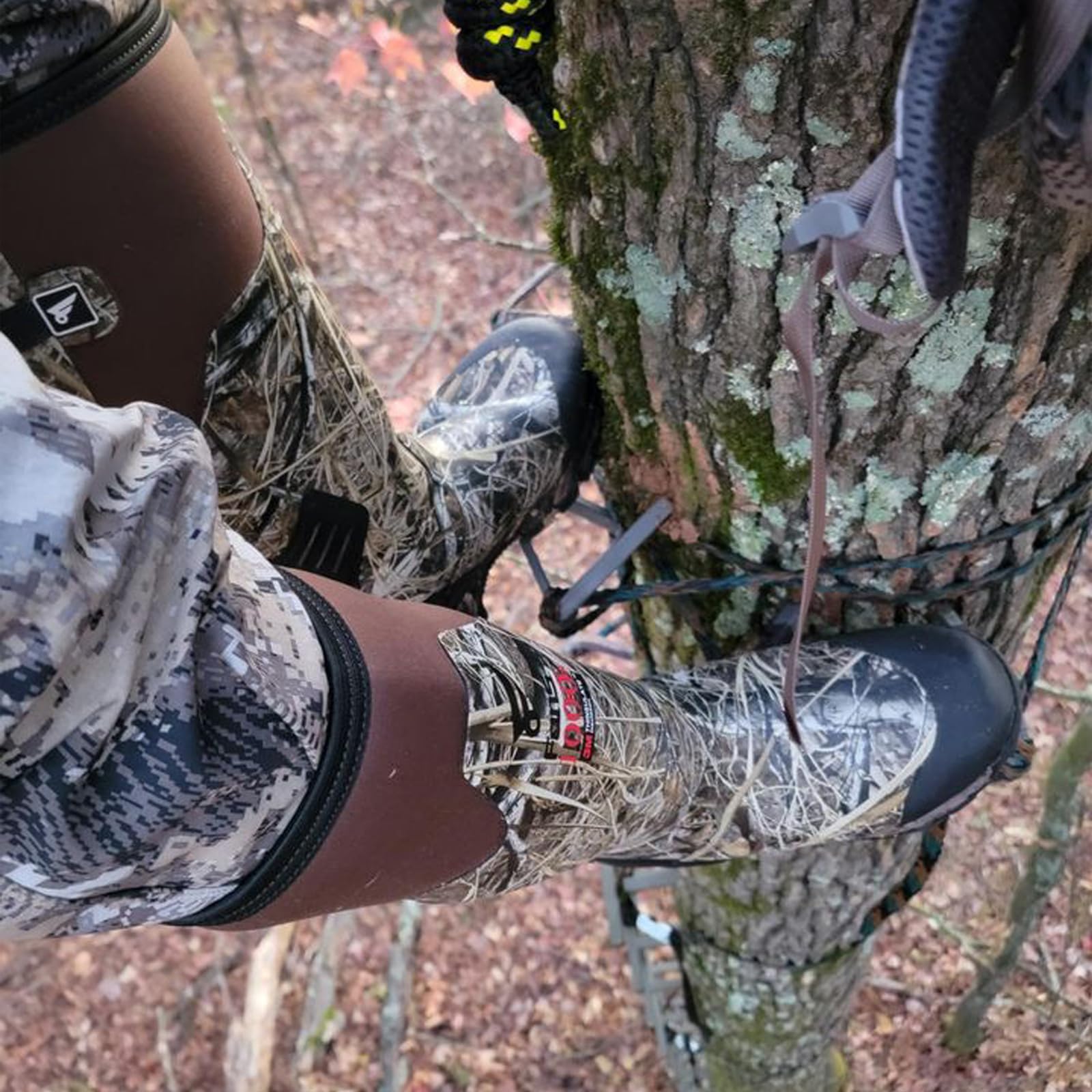 8 Fans Rubber Hunting Boots with 1000G Thinsulate Insulation - Waterproof Camo Neoprene Muck Boots for Men (5mm Thick) - Ideal for Hunting, Fishing & Outdoor Adventures in Wet Conditions