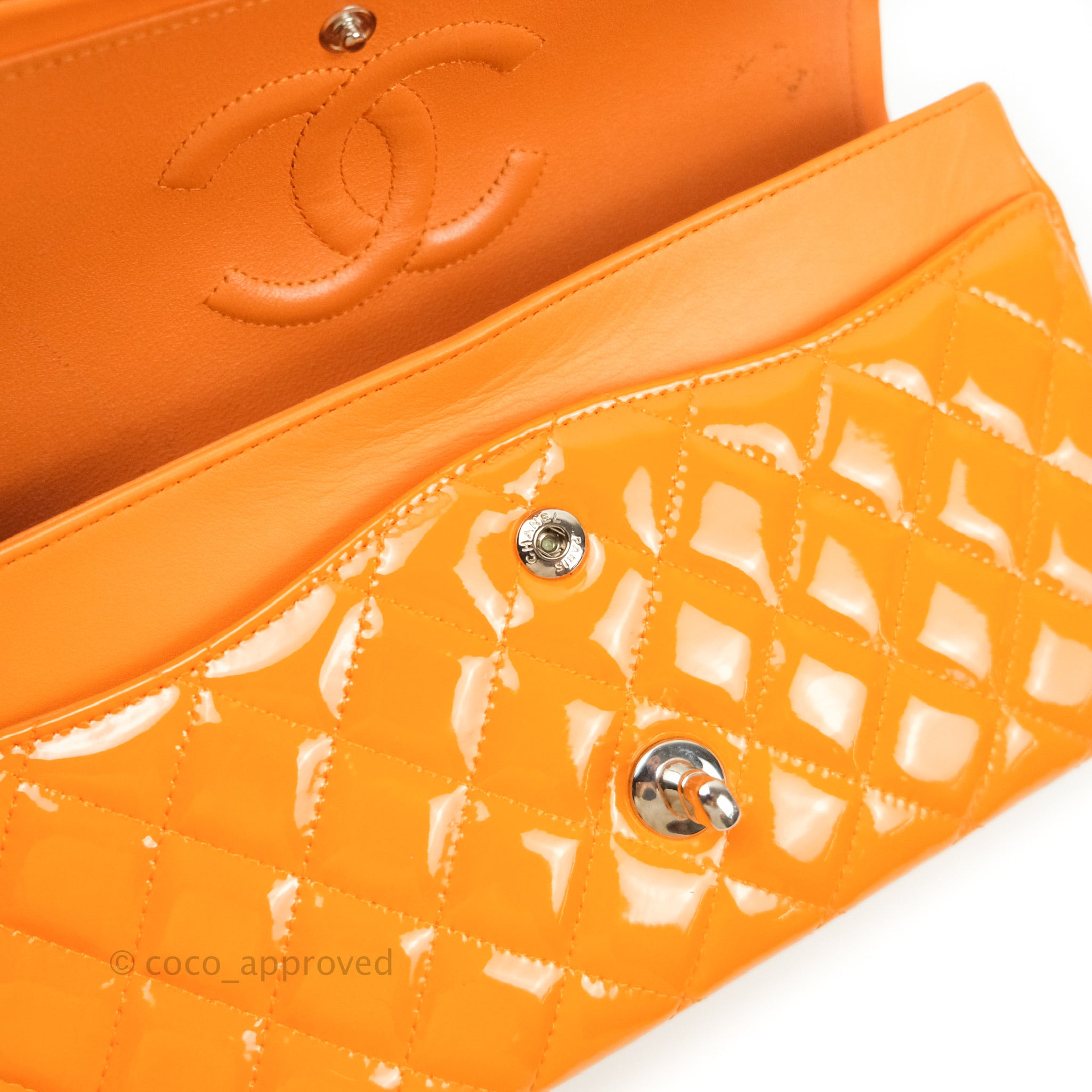 Chanel Classic M/L Medium Double Flap Bag in Orange Patent Leather with Silver Hardware - Perfect for Evening Events & Luxury Fashion Accessories