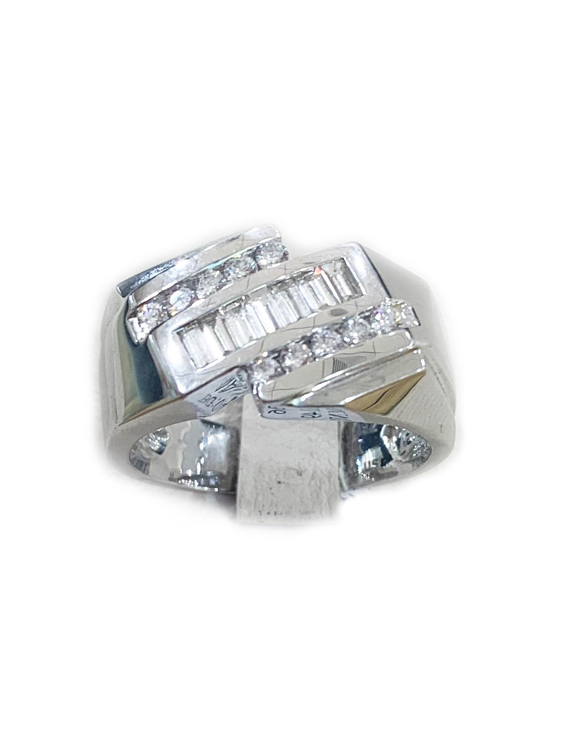 14K White Gold Men's Diamond Ring – Elegant Wedding Band, Engagement Ring for Him, Perfect Gift for Anniversaries & Special Occasions