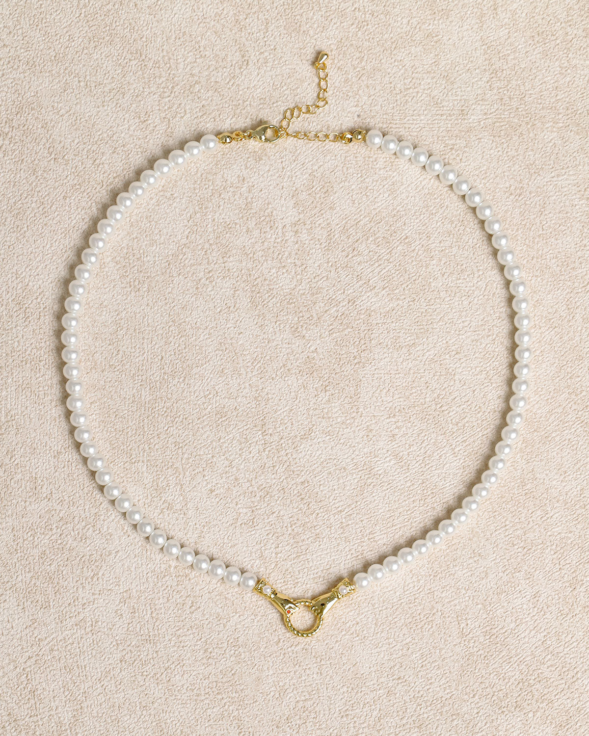 Elegant Pearl Clavicle Necklace for Women - Dainty Layering Chain with Cultured Pearls - Perfect for Weddings, Date Nights & Special Occasions