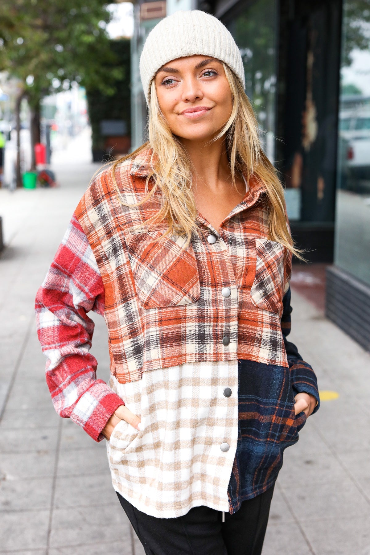 Stylish Multicolor Plaid Snap Button Shacket for Women - Trendy Fall & Winter Layering Piece for Casual Outfits and Outdoor Activities