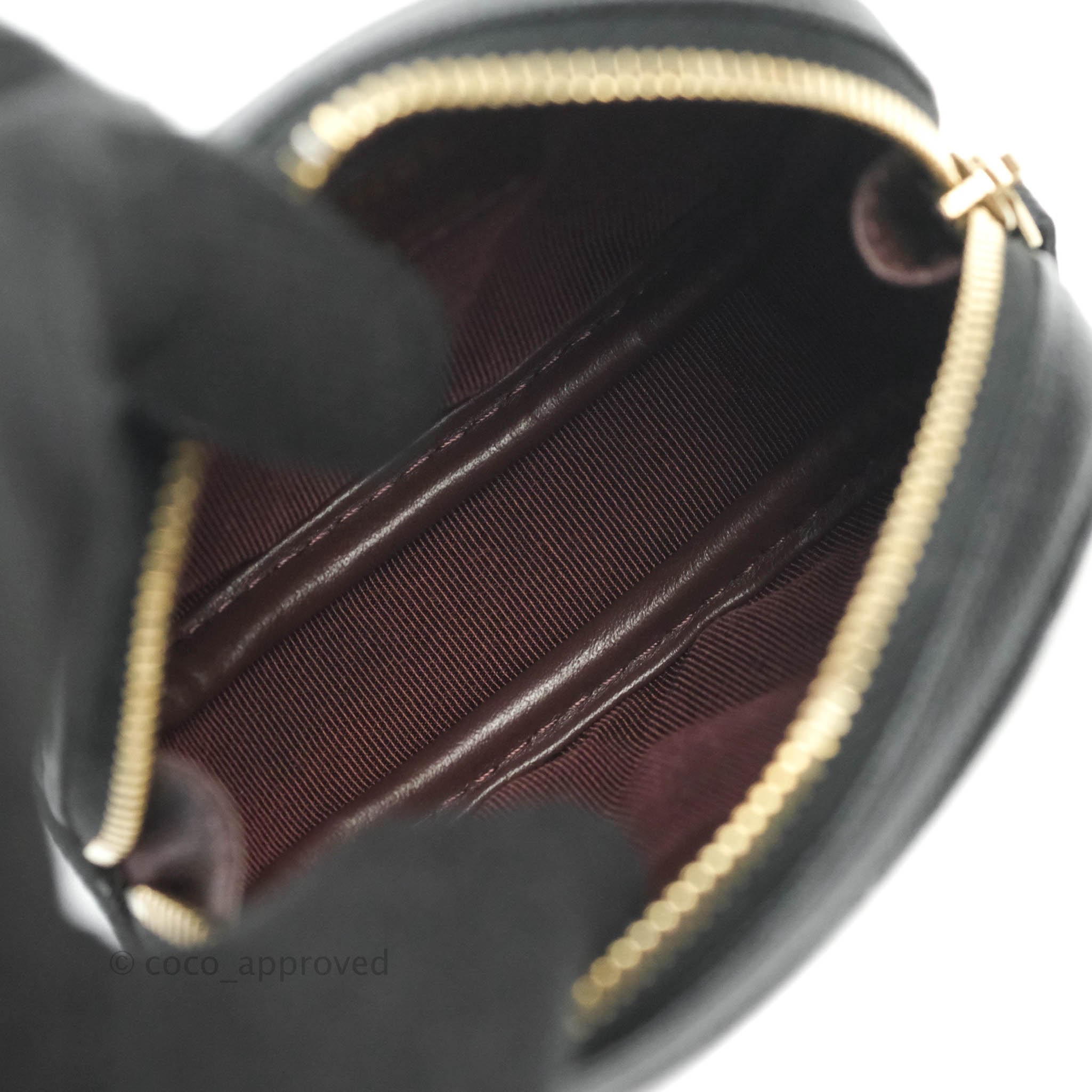 Chanel CC Round Coin Purse in Black Caviar Leather with Gold Hardware - Luxury Wallet for Women, Perfect for Parties & Evening Events