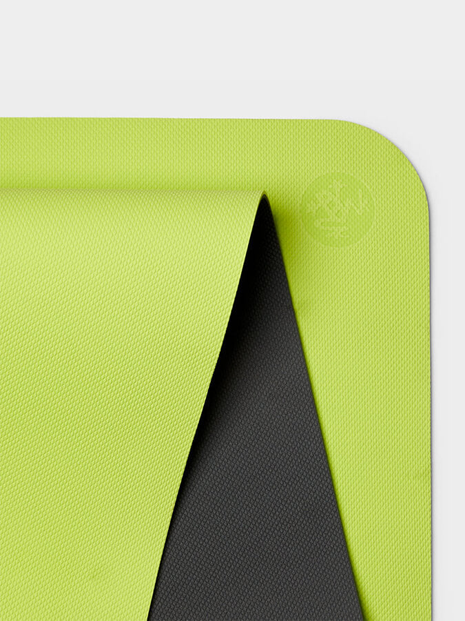 Manduka Begin Yoga Mat 5mm - Non-Slip Eco-Friendly Yoga Mat for Beginners & Professionals - Perfect for Home, Studio & Outdoor Yoga Practice