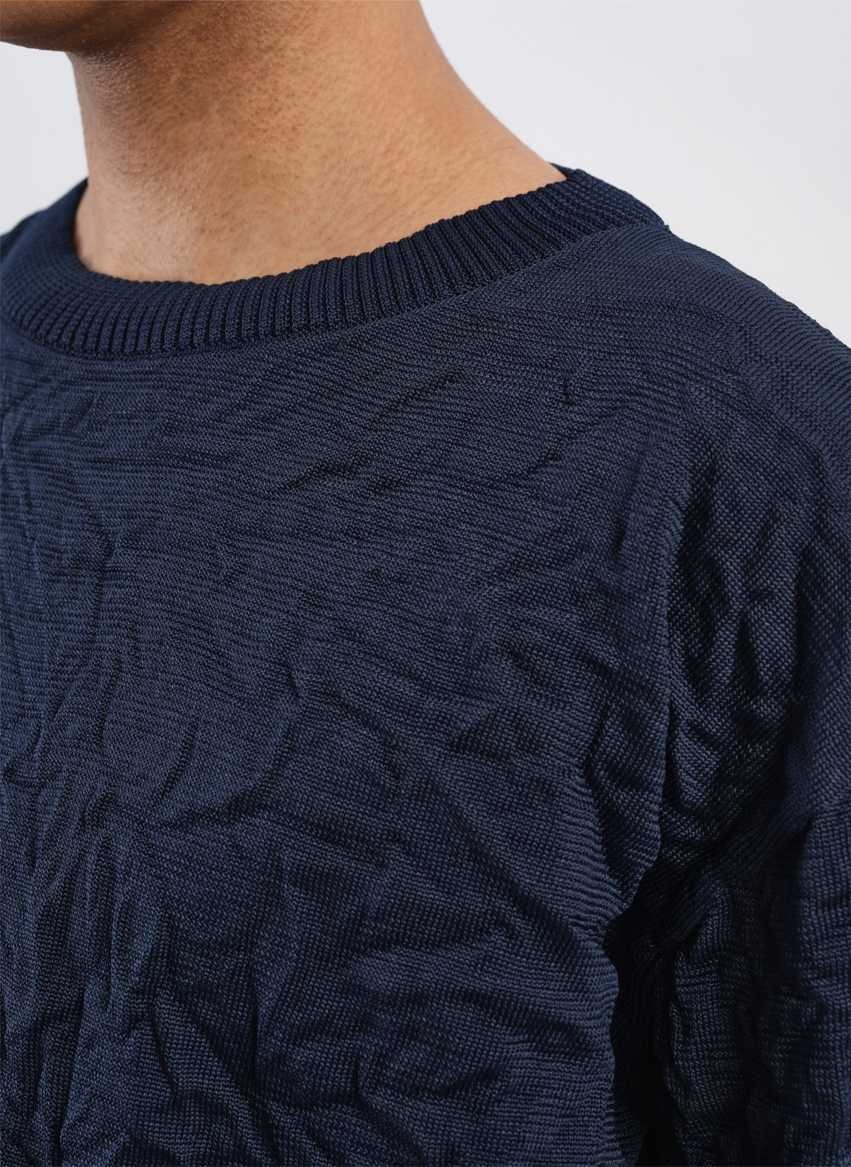 Wrinkle-Resistant Polyester Dry Knit Pullover Sweater - Lightweight & Comfortable for Casual Wear, Travel & Office Outfits