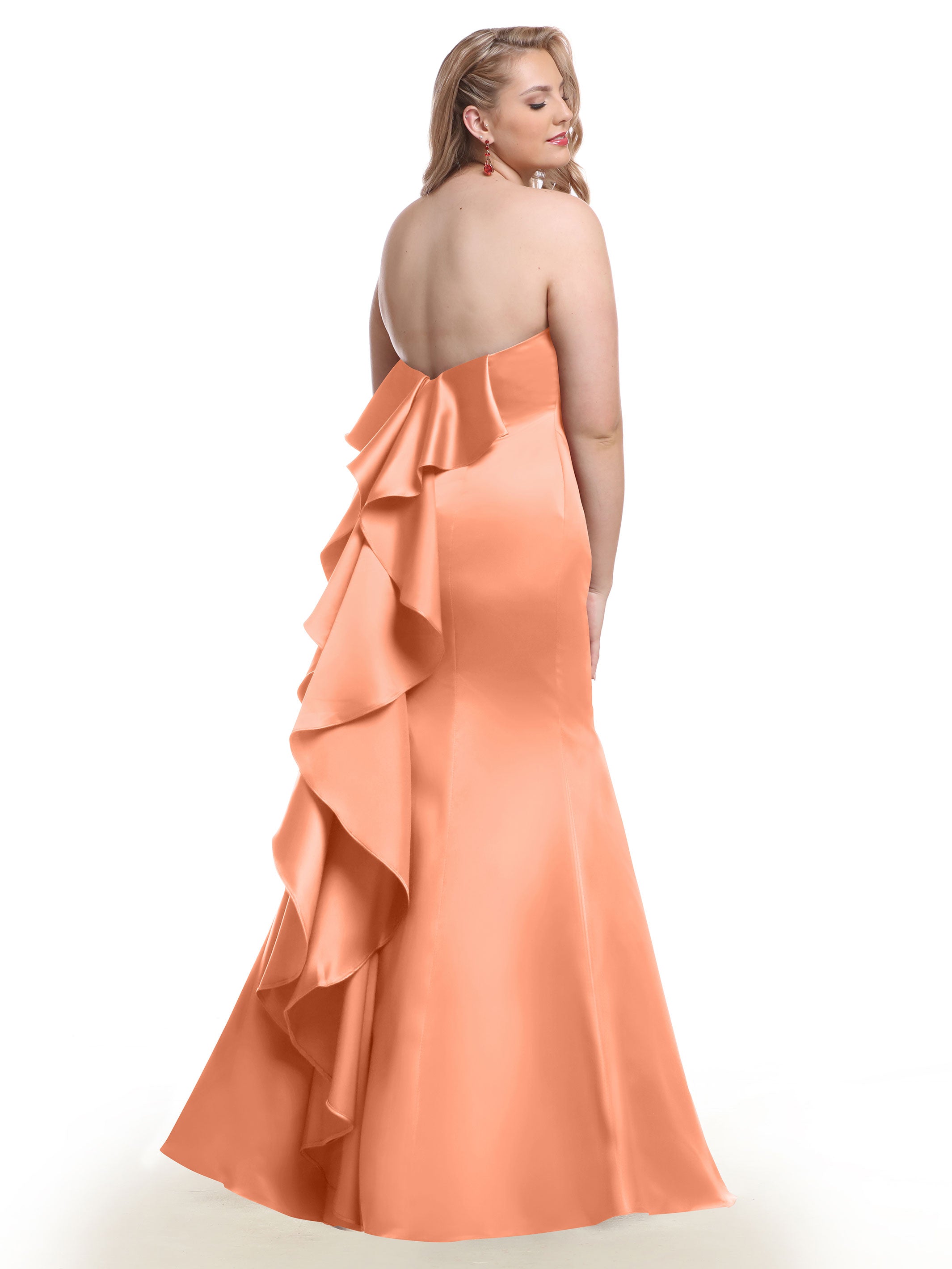 Strapless Satin Fit and Flare Bridesmaid Dress with Sweetheart Neckline - Elegant Formal Gown for Weddings, Prom, and Special Occasions
