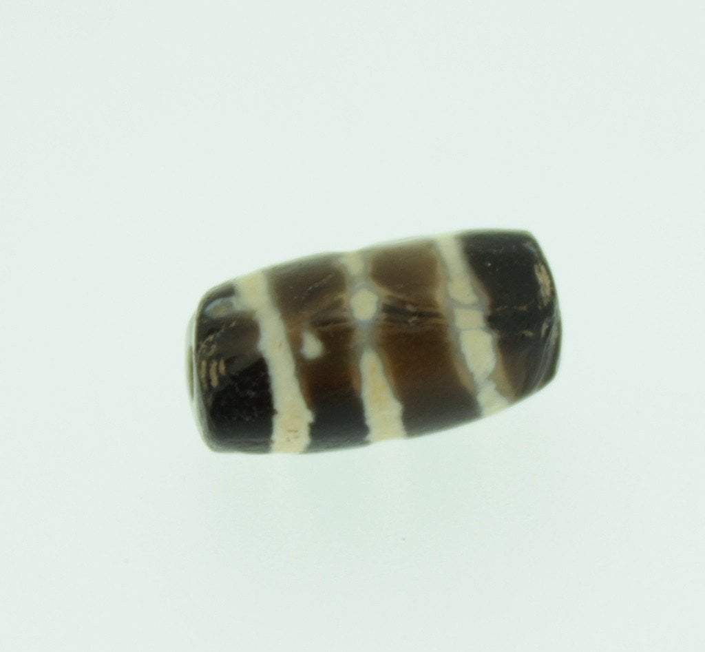 Exquisite Handcrafted Ancient Carnelian Bead with Intricate Etching - Perfect for Jewelry Making, Meditation Accessories & Spiritual Healing Practices