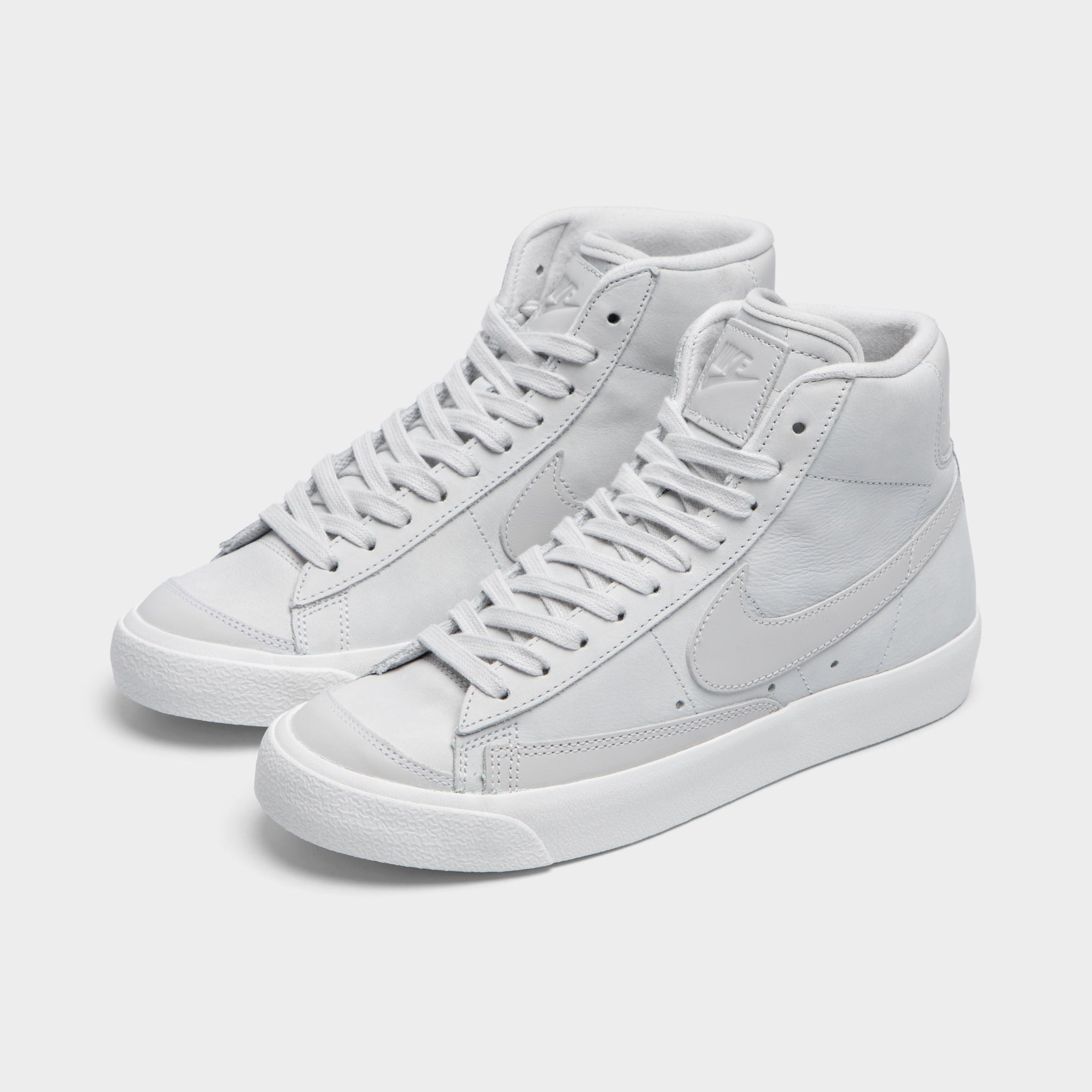 Nike Women's Blazer Mid Premium Sneakers - Photon Dust/Summit White - Comfortable Casual & Streetwear Shoes for Women - Perfect for Everyday Wear, Gym, and Fashion Outfits