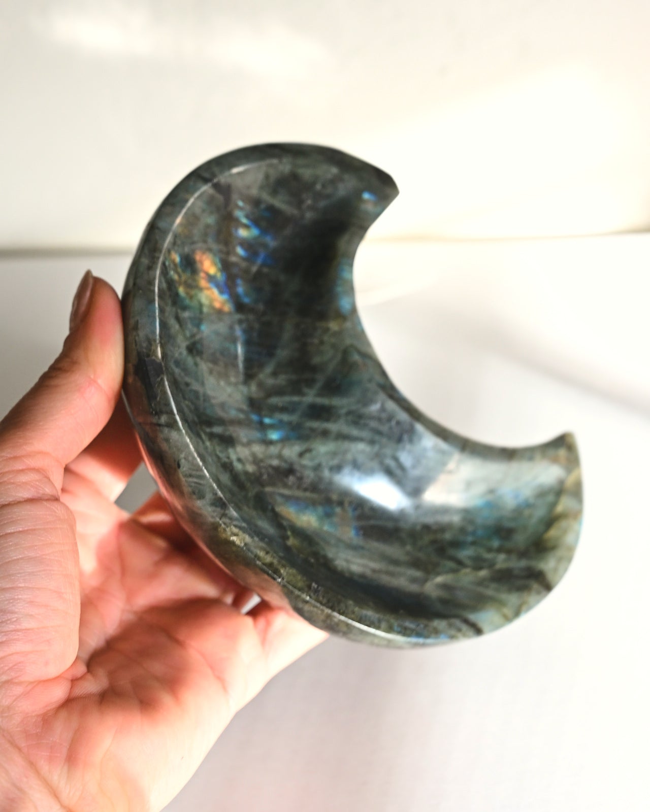 Labradorite Moon Bowl – Handmade Crystal Bowl for Meditation, Yoga & Home Decor | Healing Stone Bowl for Energy Cleansing & Spiritual Practices