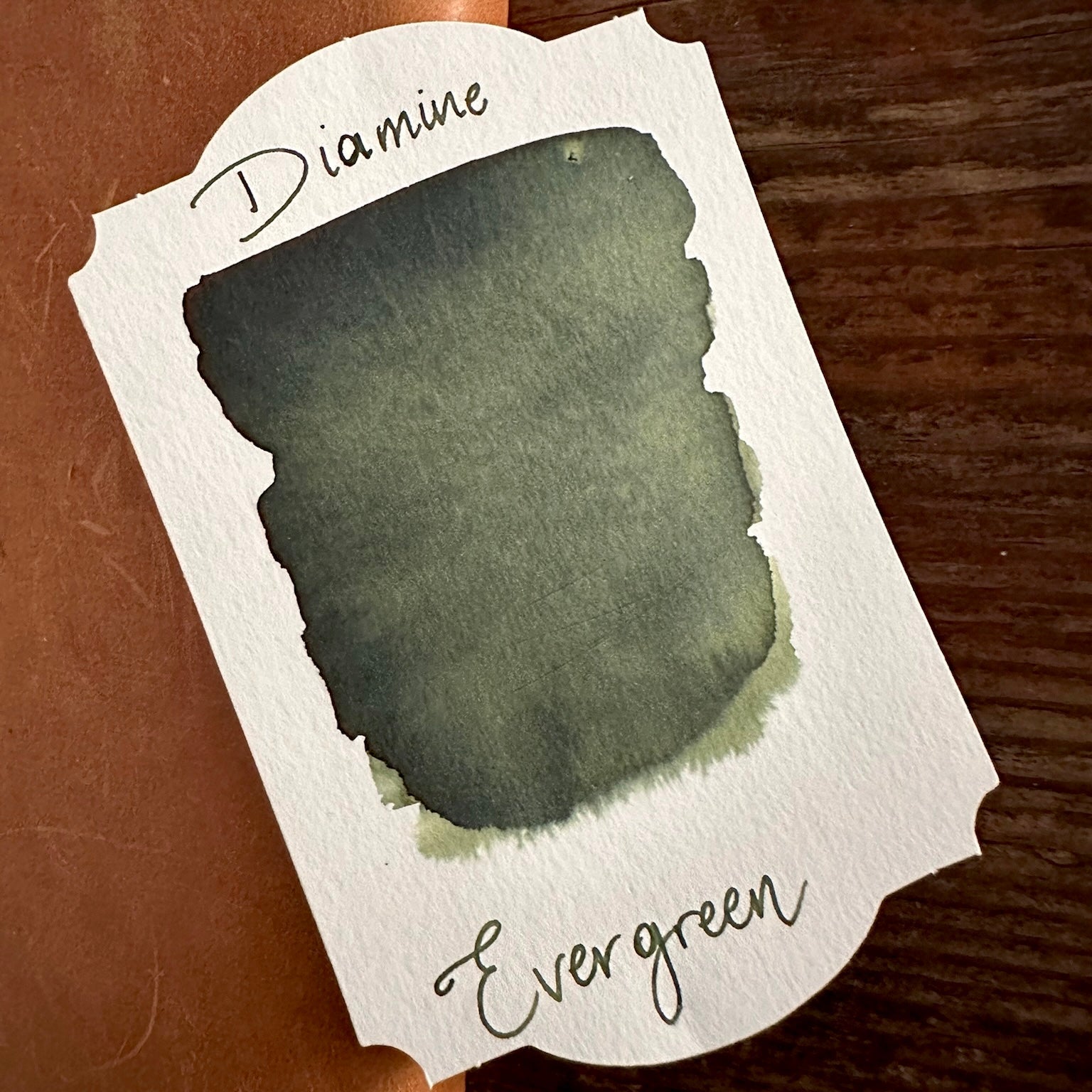 Diamine Evergreen Fountain Pen Ink - Vibrant Green Shade for Calligraphy, Journaling & Letter Writing - Premium Quality Ink for Smooth Writing Experience - Perfect for Artists, Writers & Pen Enthusiasts