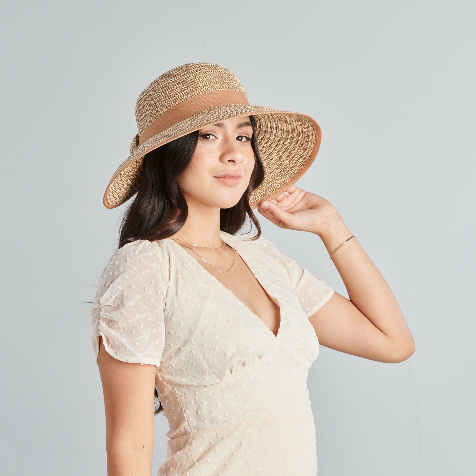 Women's Contrasting Edged Sun Brim Hat with Back Bow - Stylish UV Protection Wide Brim Beach Hat for Summer Outdoor Activities, Travel & Gardening