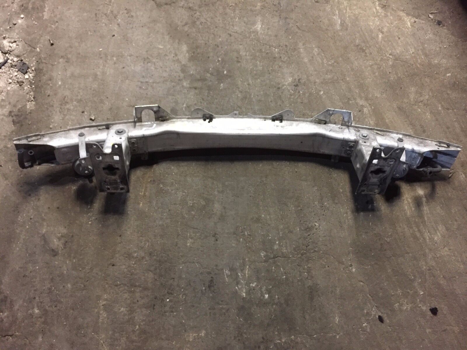 2002-2007 BMW 745Li E65 Front Bumper Reinforcement Impact Bar - OEM Replacement Part for Enhanced Crash Protection | Perfect for Collision Repair & Safety Upgrades