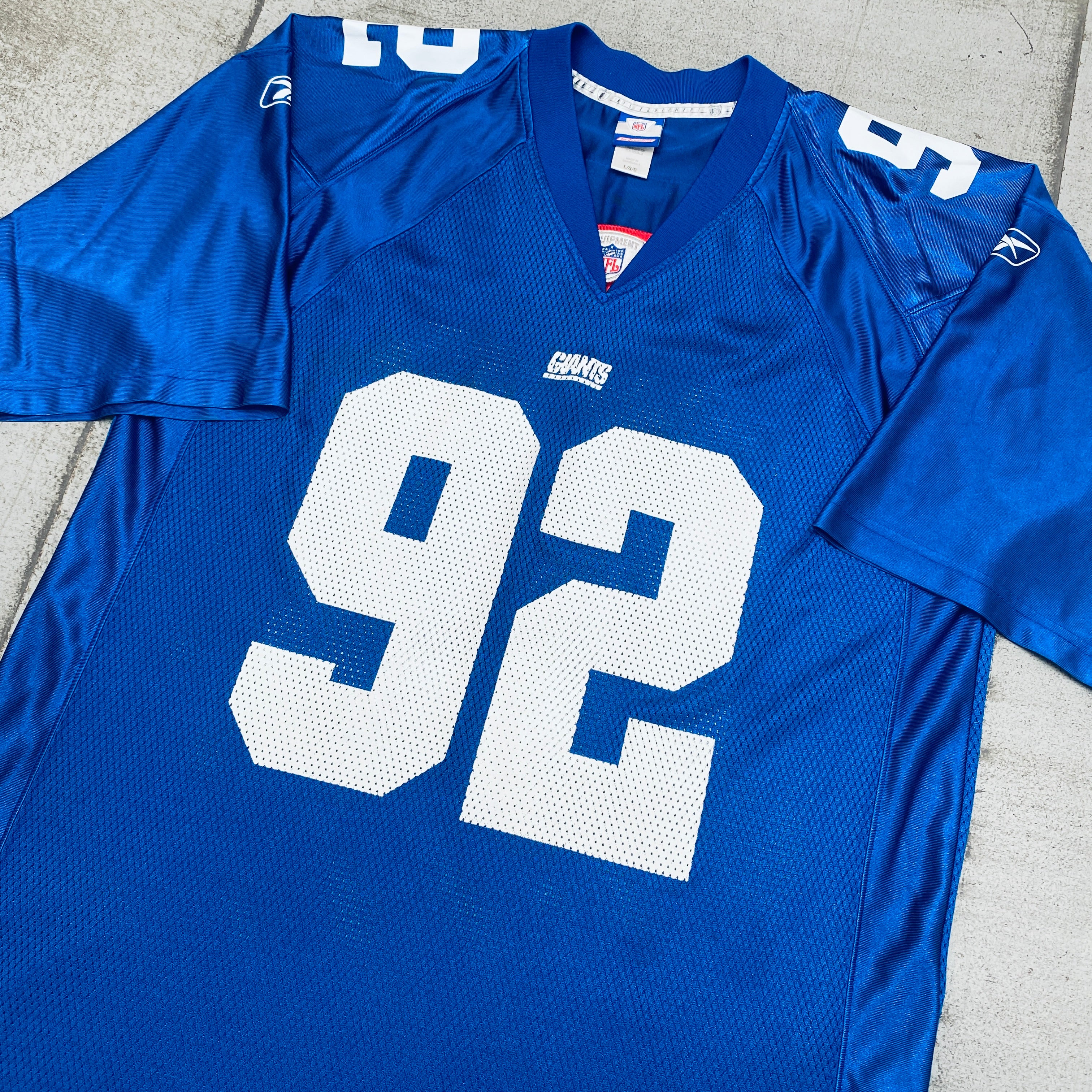 Authentic New York Giants Michael Strahan 2003/04 Replica Jersey (Large) - Perfect for NFL Games, Fan Events & Sports Memorabilia Collection
