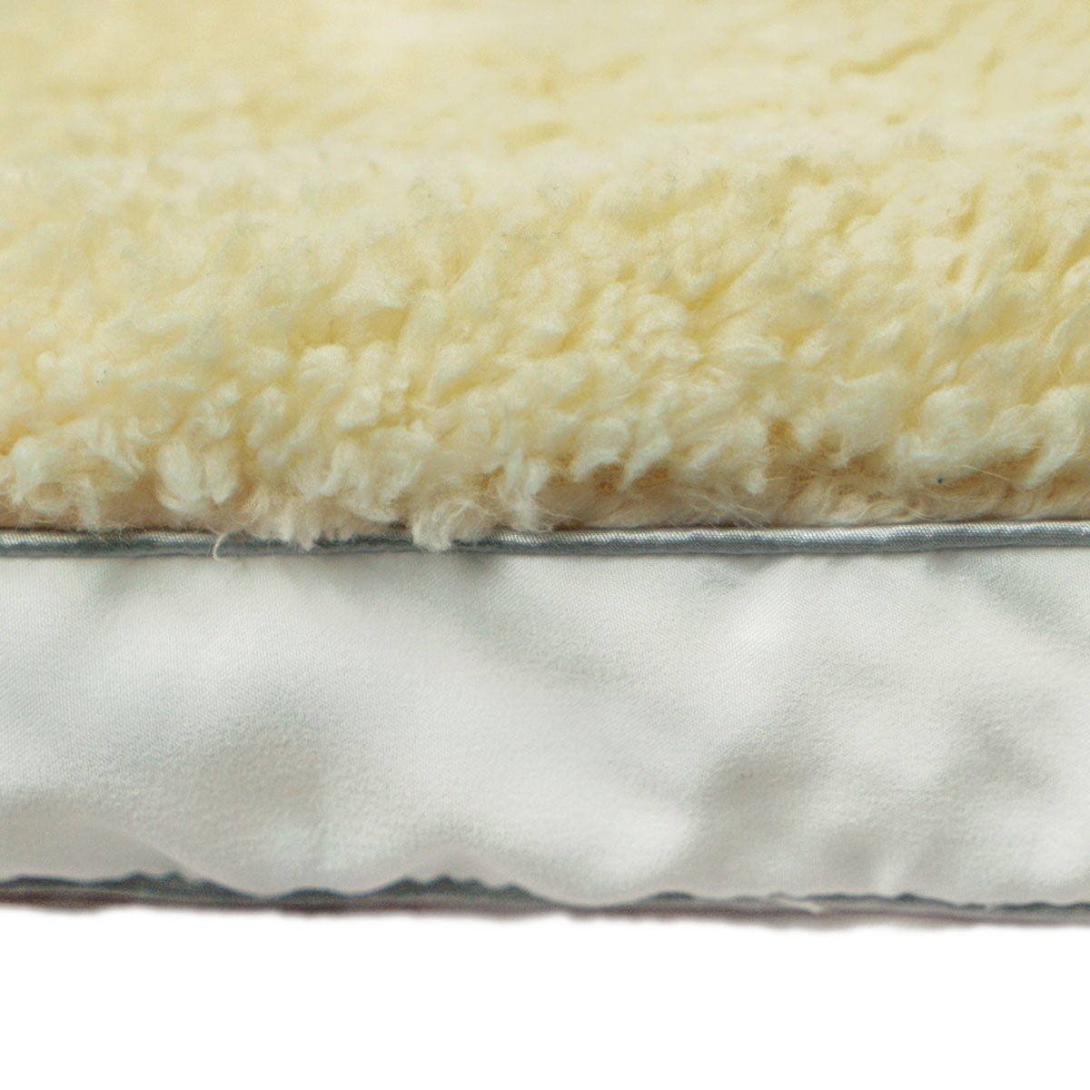 1600GSM Sherpa Winter Mattress Topper Single - Ultra Plush Fleece Bed Topper for Cold Weather, Warm & Cozy Sleeping Solution for Winter Nights - Perfect for Guest Beds, Dorms, and Seasonal Comfort