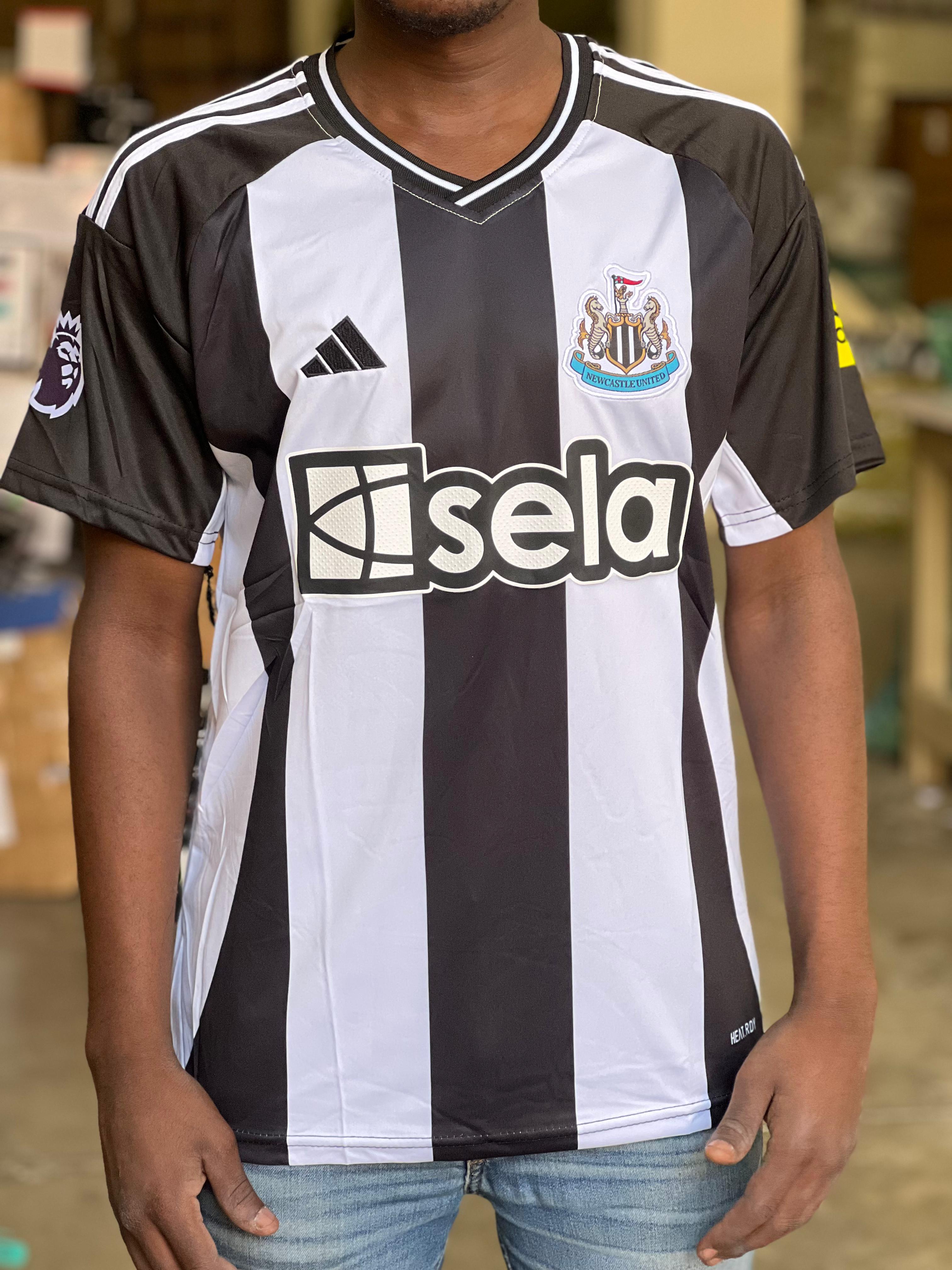 Newcastle United Home Jersey 2023 - Official Fan Version - Lightweight & Breathable Soccer Shirt for Men & Women - Perfect for Match Days, Training & Fan Support