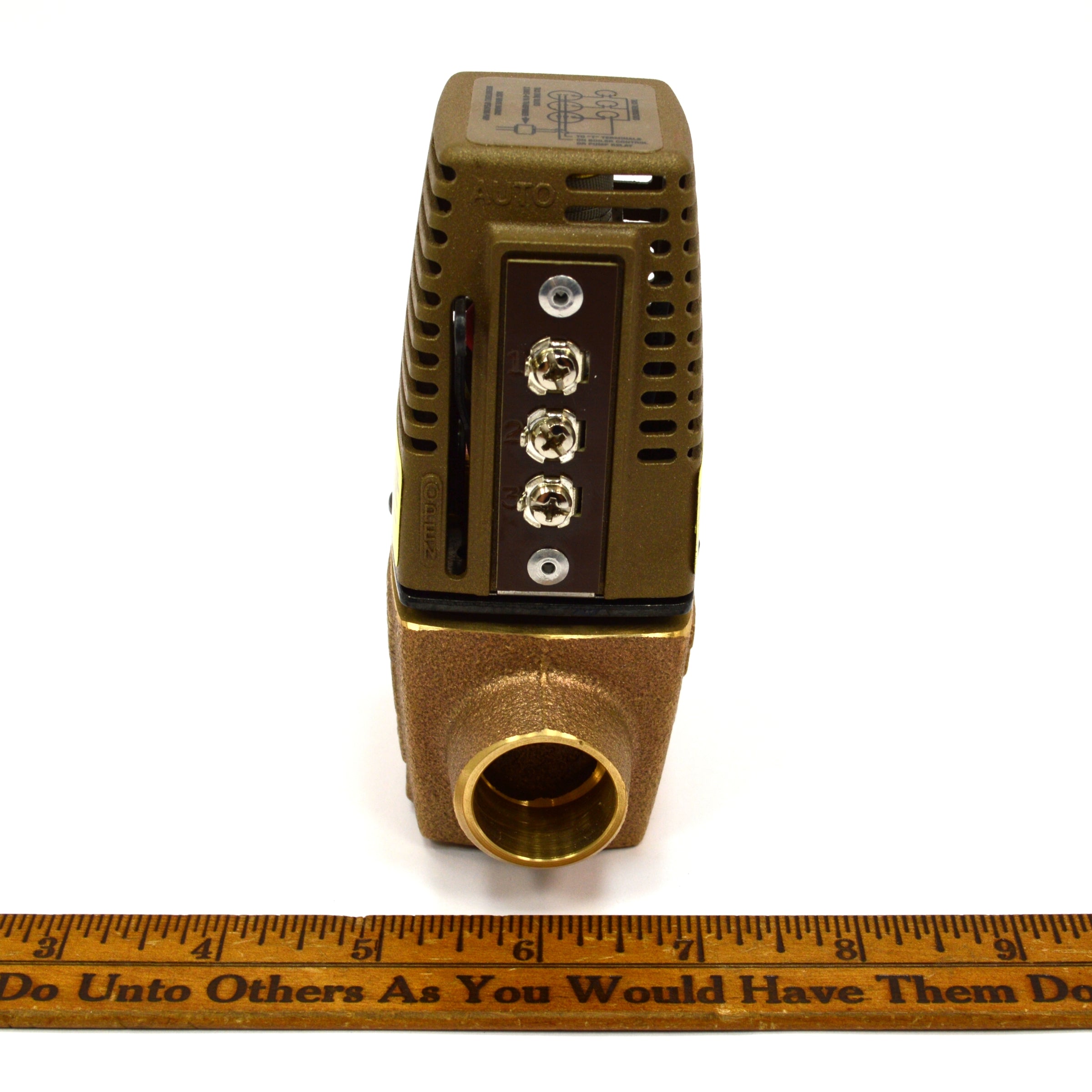 New in Box TACO ZONE 2-Way Zone Valve Model 571 Gold Series 3/4