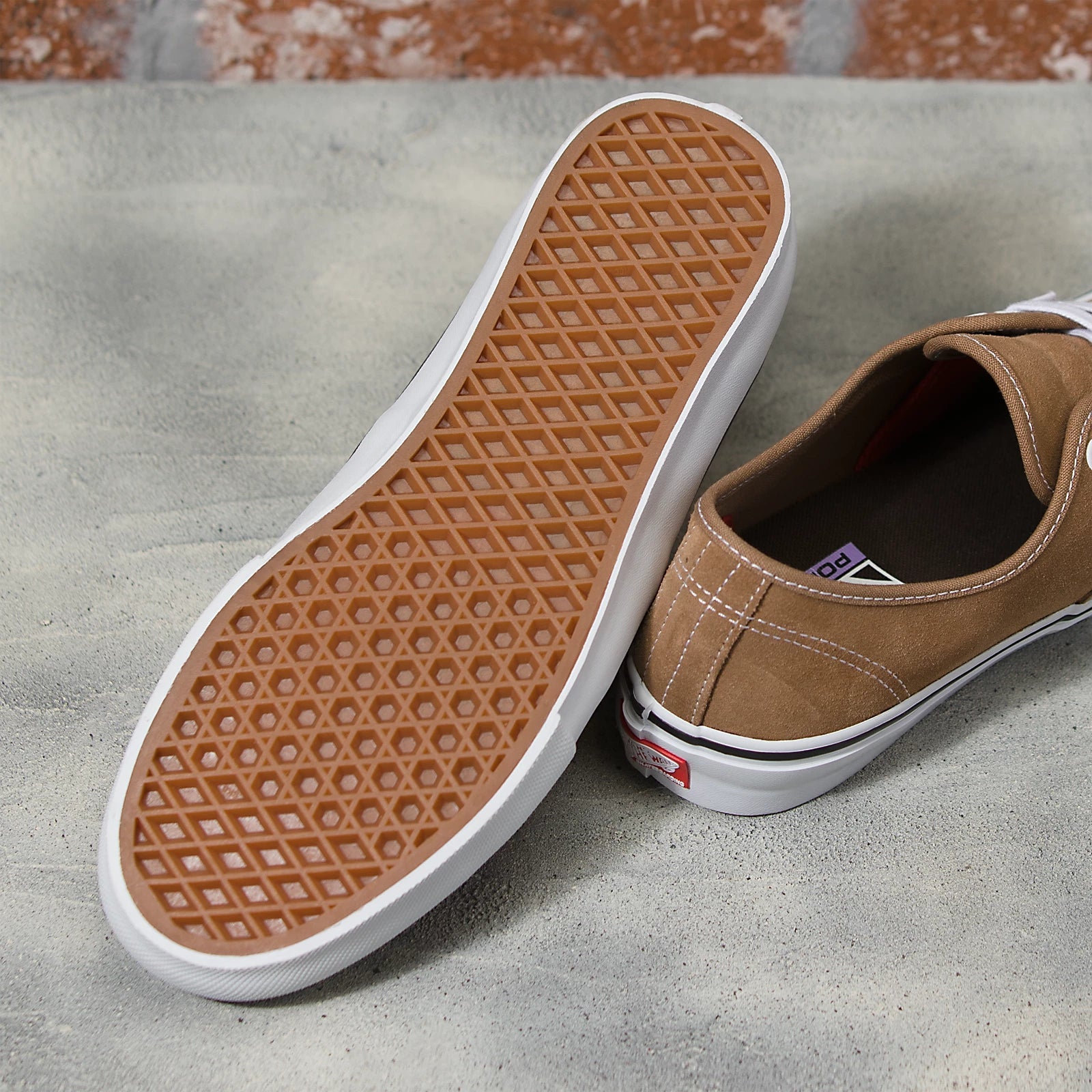 VANS Women's Authentic Suede Skate Shoes in Tobacco Brown - Comfortable Casual Sneakers for Skateboarding, Streetwear & Everyday Wear