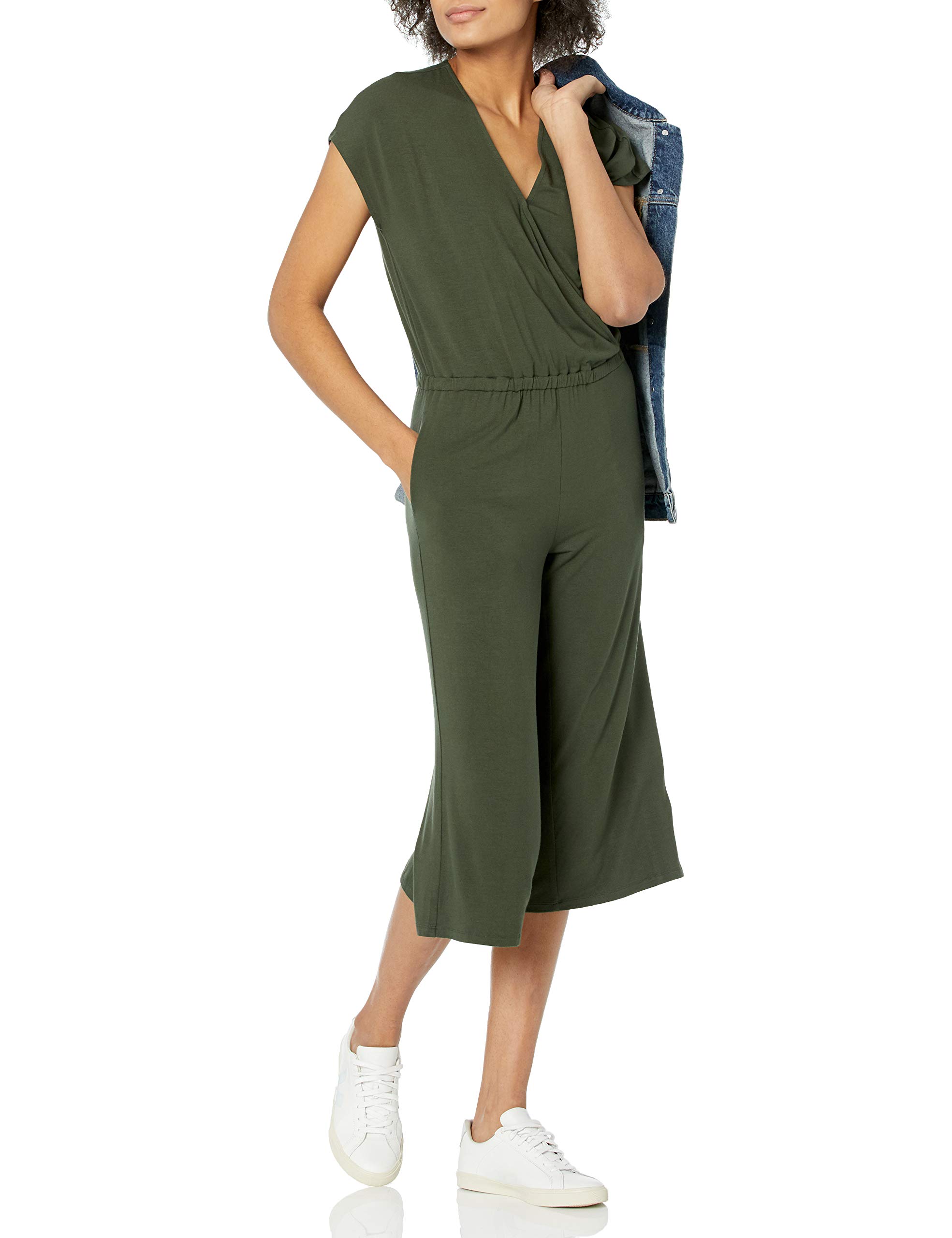 Amazon Essentials Women's Short-Sleeve Surplice Cropped Wide-Leg Jumpsuit - Comfortable Casual Romper for Summer, Beach & Vacation Outfits