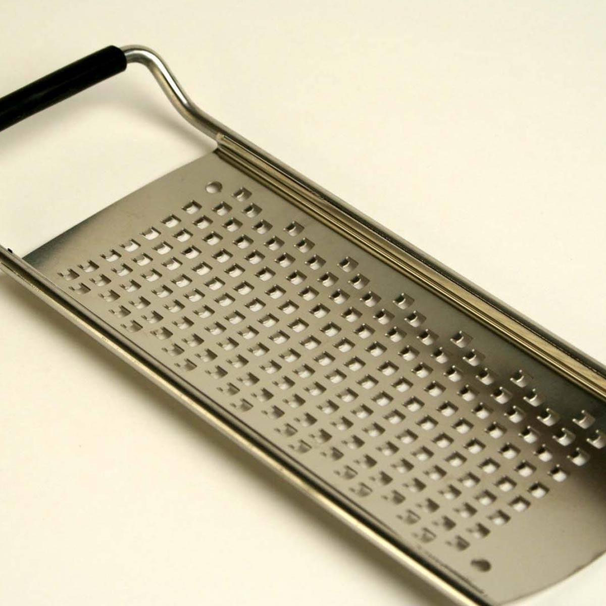 Microplane 13 Professional Series Extra Coarse Cheese Grater - Black | Premium Stainless Steel Kitchen Tool for Hard Cheeses, Zesting & Nutmeg | Perfect for Cooking, Baking & Garnishing Dishes