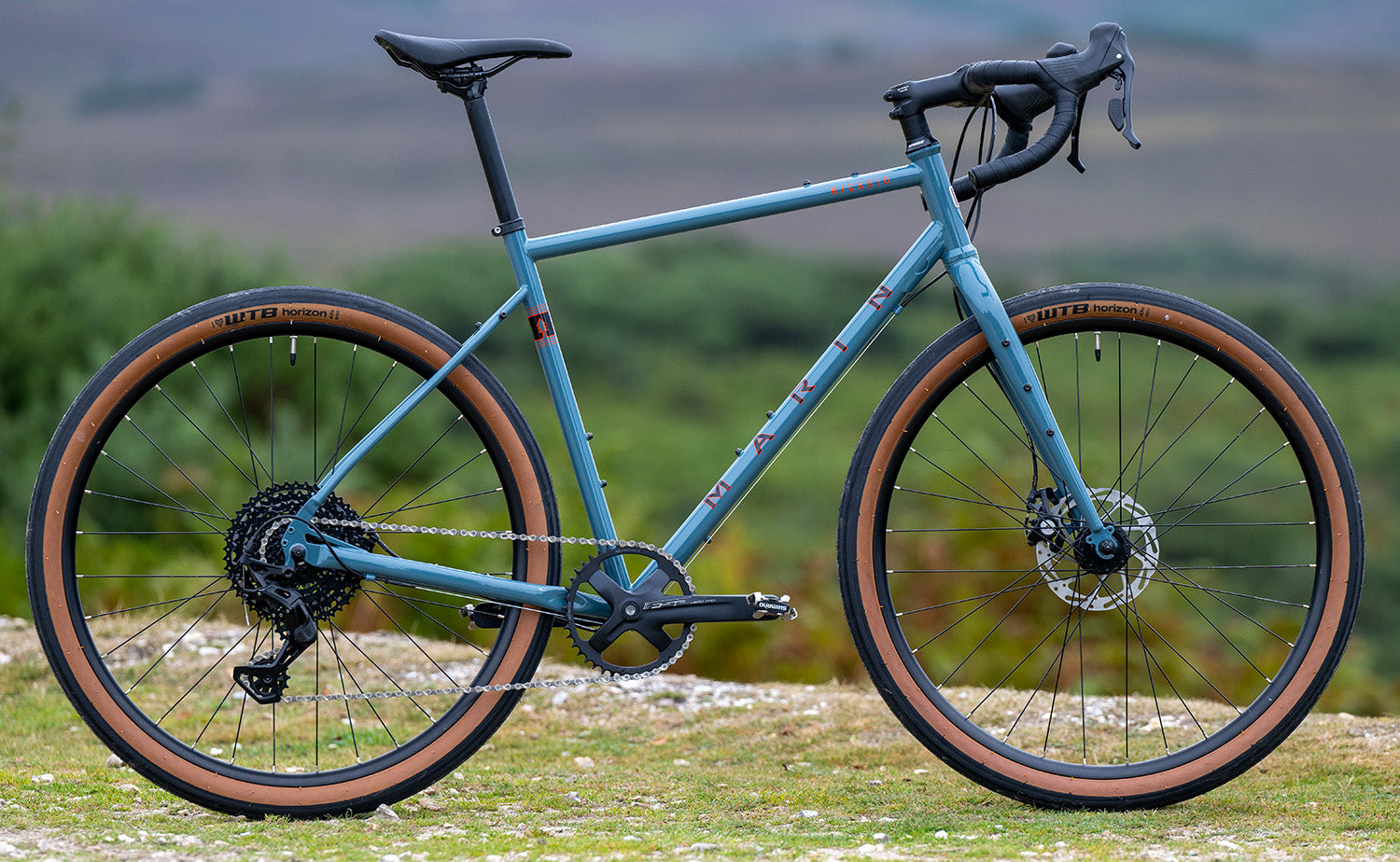 Marin Nicasio Plus 650b Steel Gravel Bike - Durable Adventure Bike for Men & Women - Perfect for Off-Road Trails, Commuting & Long-Distance Cycling