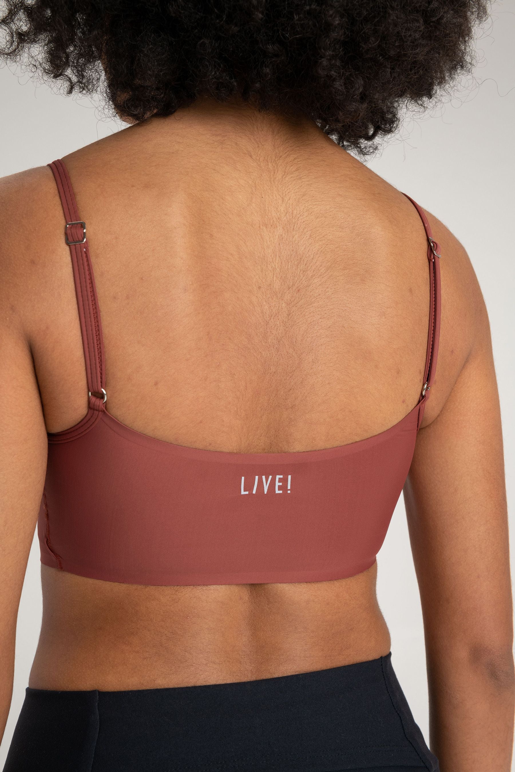 High-Performance Pro Sports Bra for Women - Moisture-Wicking & Supportive Workout Top for Running, Yoga & Gym - 450891