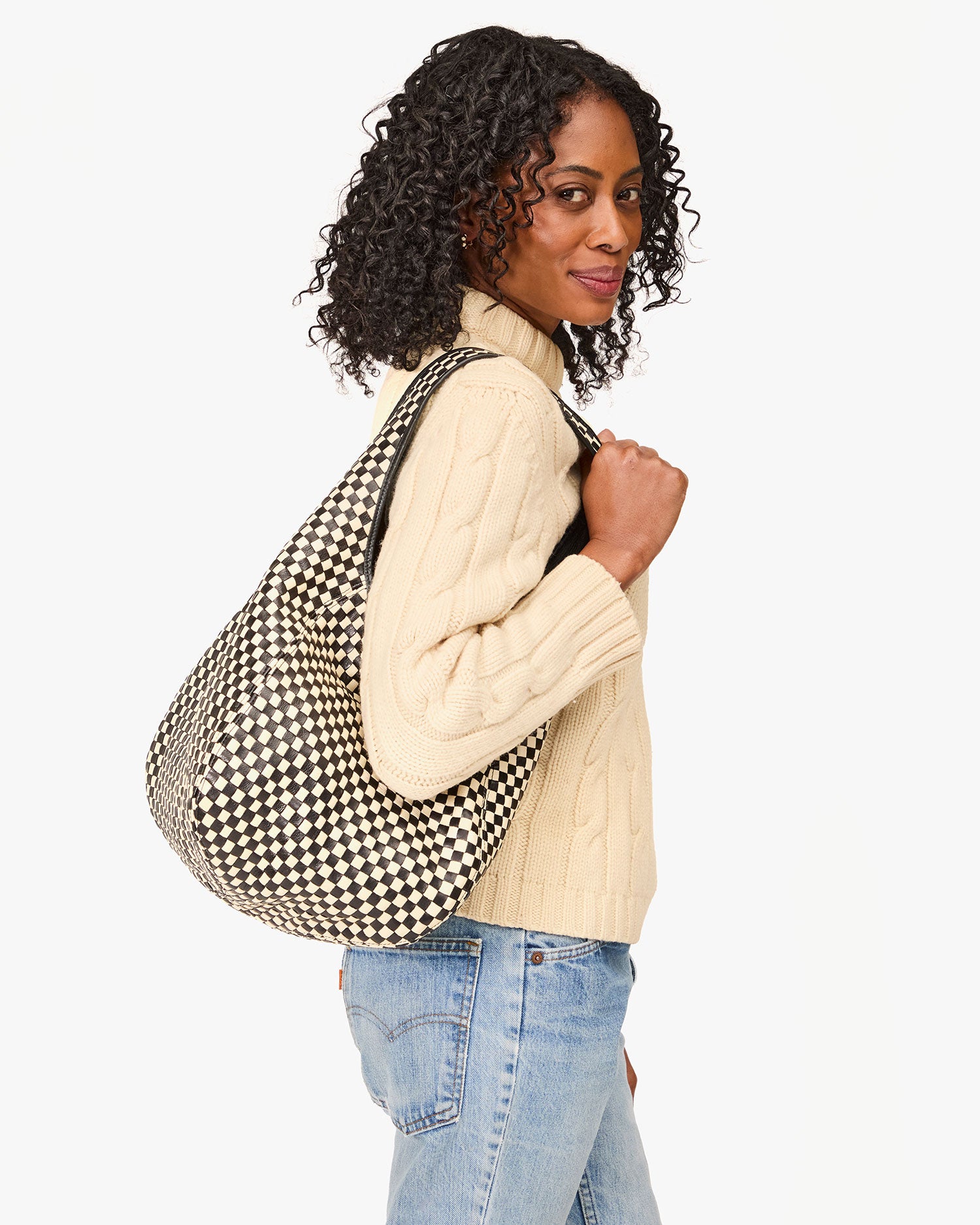 Bando Black Cream Woven Checker Scarf - Stylish Plaid Fashion Accessory for Women & Men - Perfect for Fall, Winter & Holiday Outfits