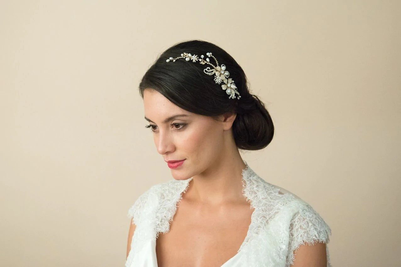 Ivory & Co Gold Pearl Scroll Bridal Hair Comb - Elegant Wedding Hair Accessory for Brides, Bridesmaids, and Special Occasions
