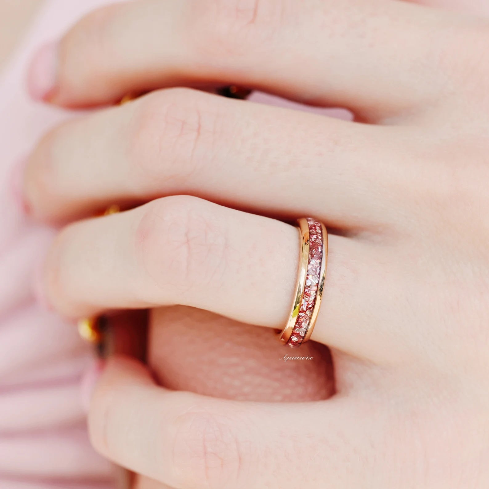 Exquisite Crushed Morganite Couples Ring - Elegant Rose Gold Plated Wedding Band for Her & Him - Perfect for Anniversaries, Engagements & Romantic Gifts