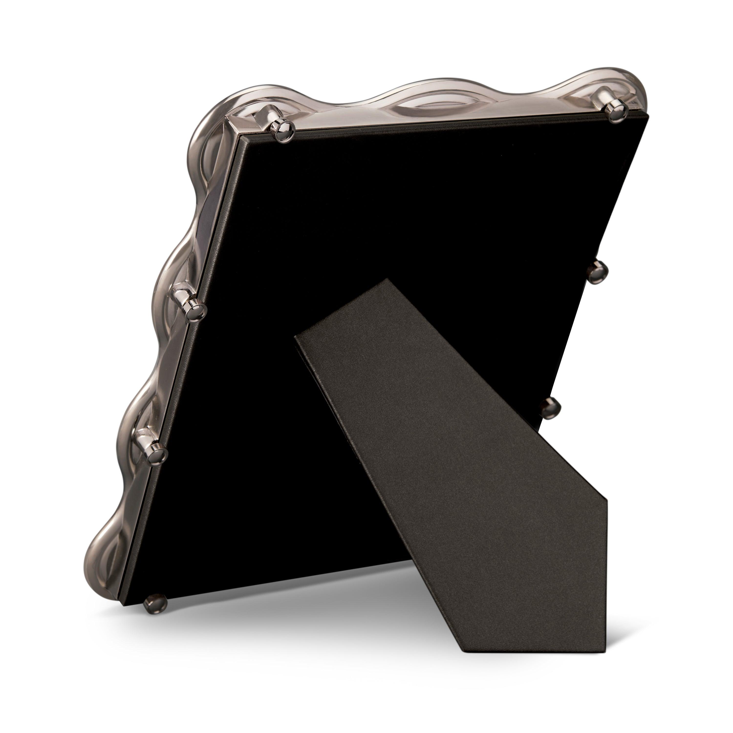 Ripple Frame Platinum 8x10 - Elegant Photo Frame for Wall Decor, Wedding, Anniversary & Home Display