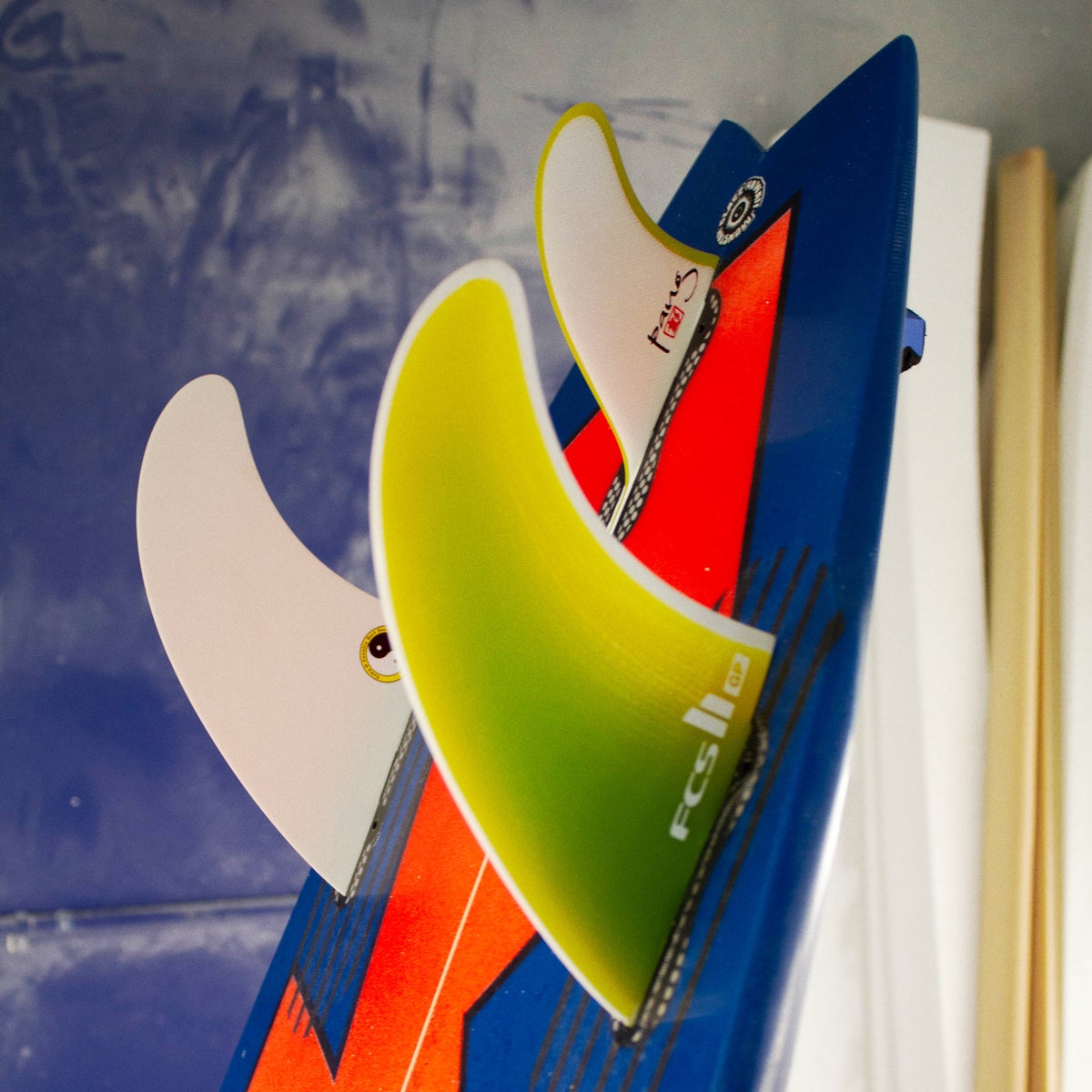 FCS II TWIN + 1 Town & Country PG X Large Yellow Fade Surfboard Fins - High Performance for All Wave Conditions - Perfect for Surfing, Bodyboarding, and Water Sports