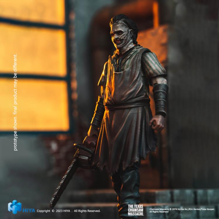 1/18 Scale HIYA 4-Inch Action Figure - The Texas Chainsaw Massacre (2003) Leatherface Collectible - Horror Movie Character Model for Display & Collection - Perfect for Horror Fans & Action Figure Enthusiasts