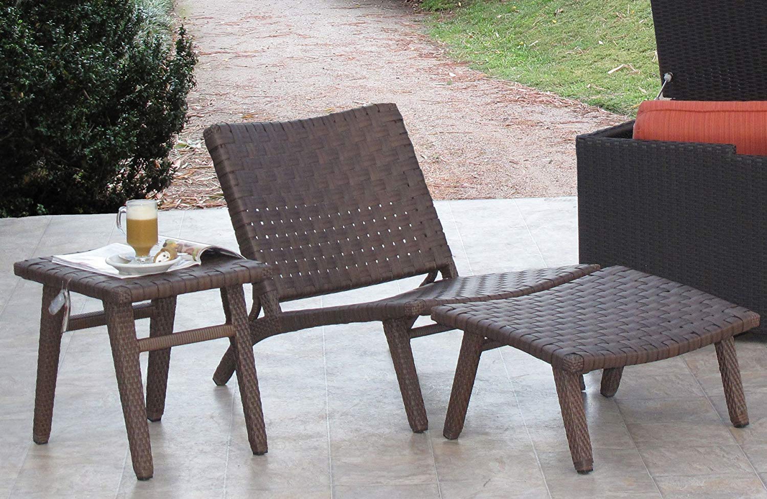 Premium Oxford Outdoor Patio Wicker Chaise Lounge Chair 3-Piece Set - Durable All-Weather Woven Rattan Furniture for Poolside, Garden, or Backyard Relaxation