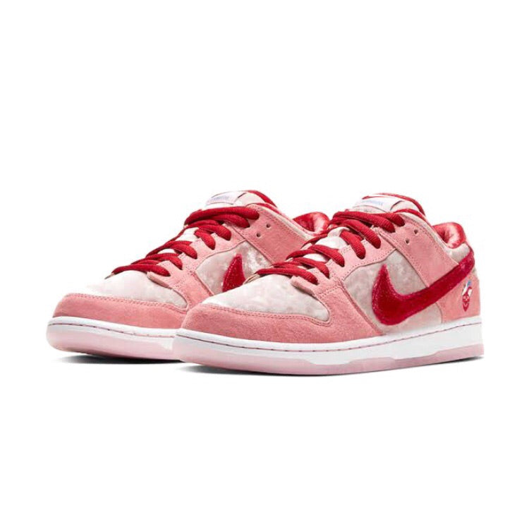 Nike SB Dunk Low 