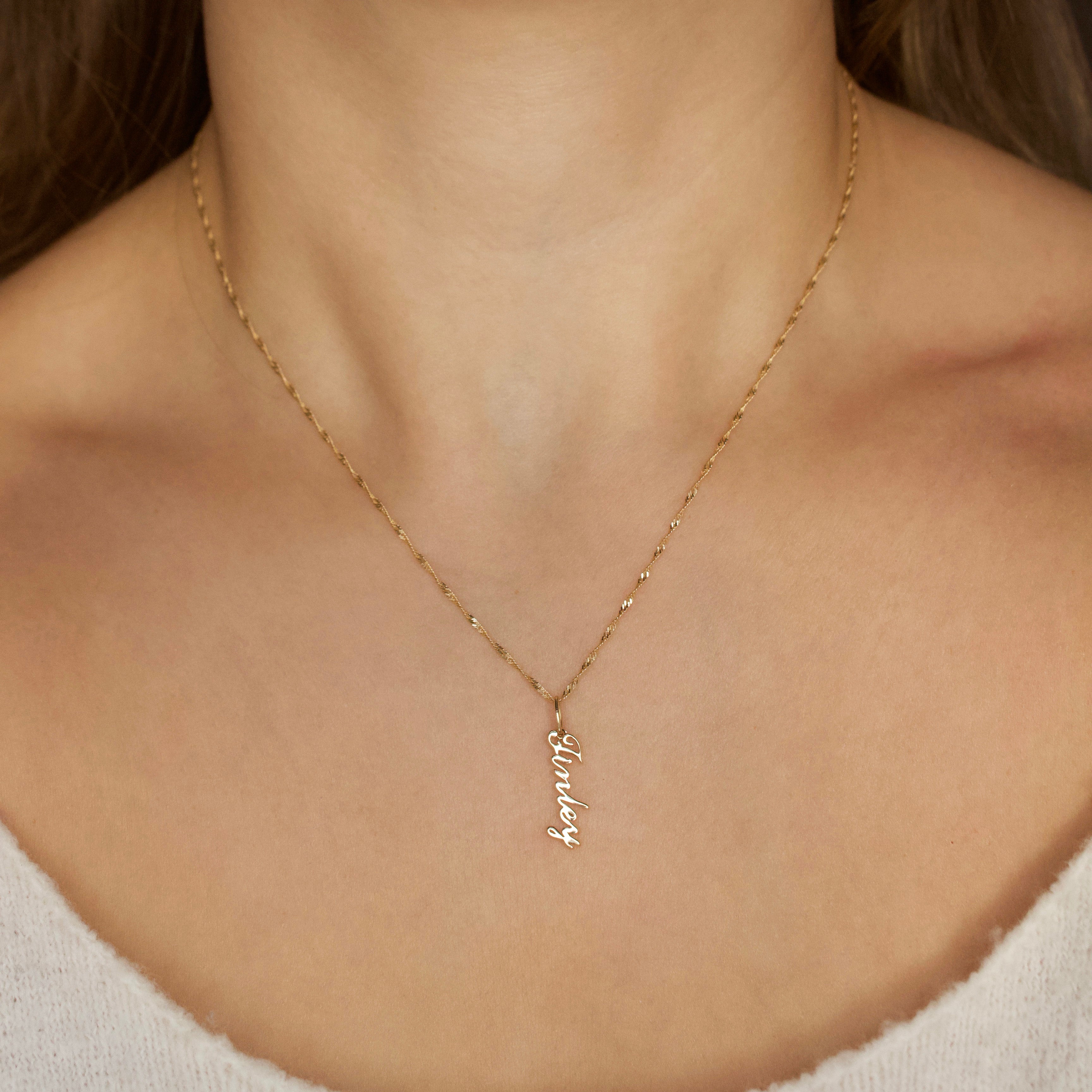Personalized 'Say My Name' Charm Necklace - Custom Engraved Name Jewelry Gift for Her, Birthday, Anniversary, Valentine's Day