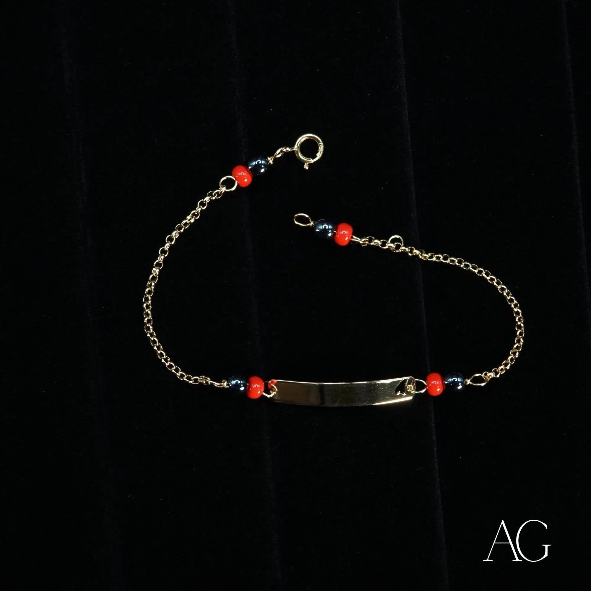 18K Gold Kids' Bracelet with Black Coral & Heart Charm - Elegant Gift for Birthdays, Baptism & Special Occasions
