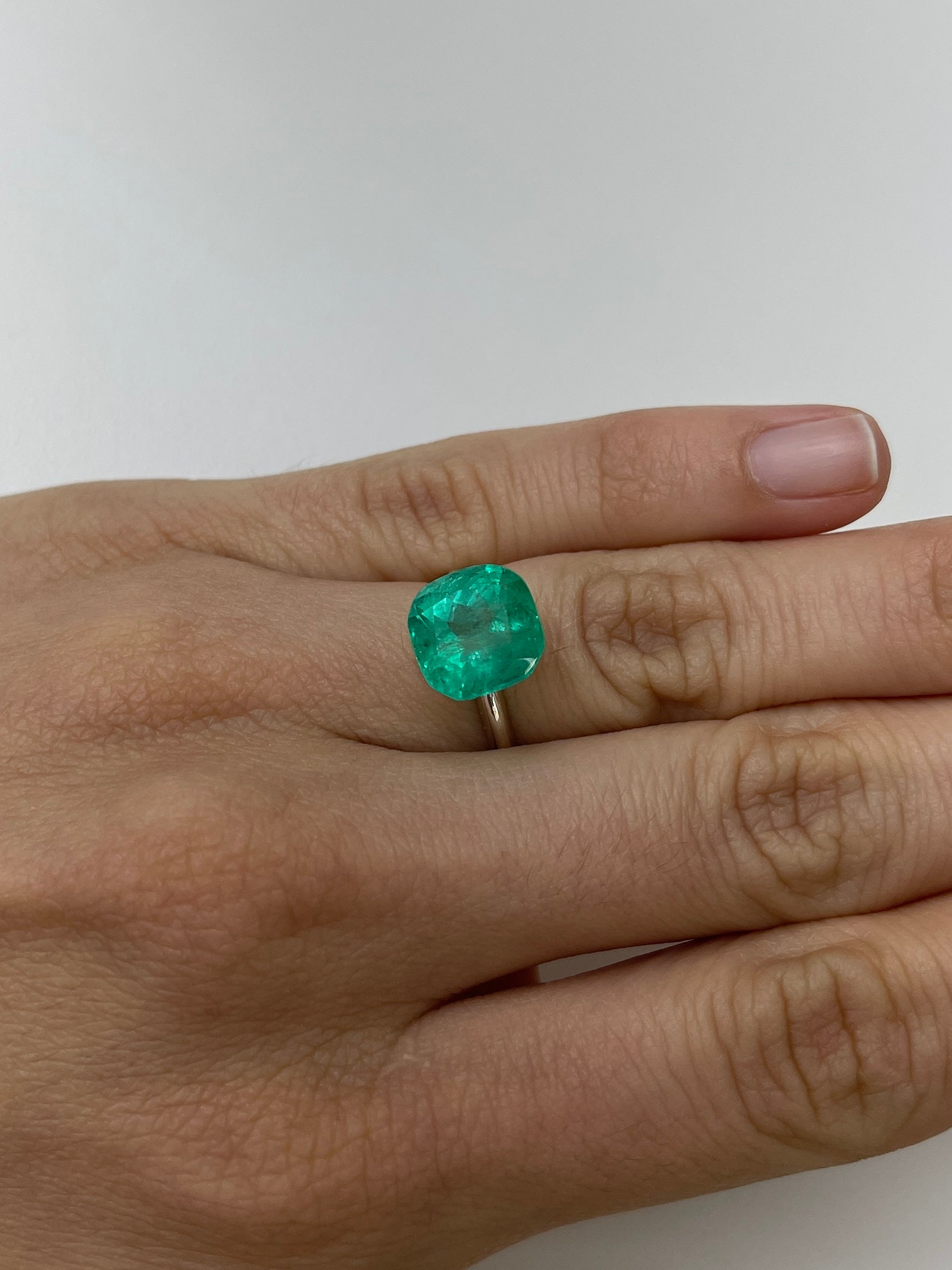 6.25 Carat 11x11mm Bluish Green Natural Loose Colombian Emerald Cushion Cut Gemstone for Jewelry Making, Engagement Rings & Luxury Gifts