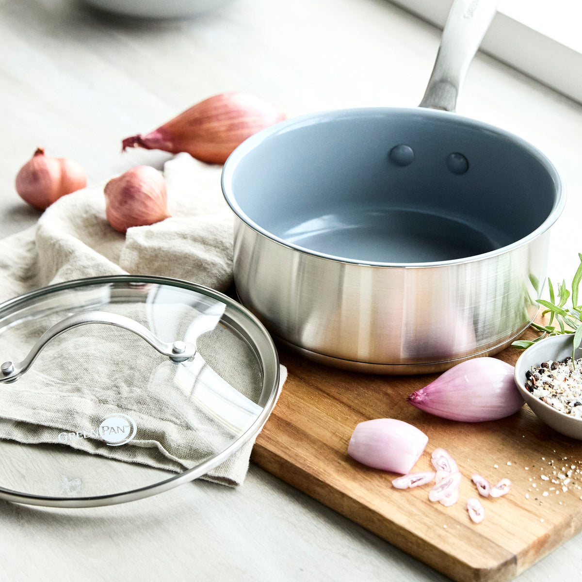 Treviso Ceramic Nonstick Stainless Steel 2 Quart Saucepan with Lid - Premium Cookware for Sauteing, Simmering & Serving | Perfect for Home Kitchen & Professional Use