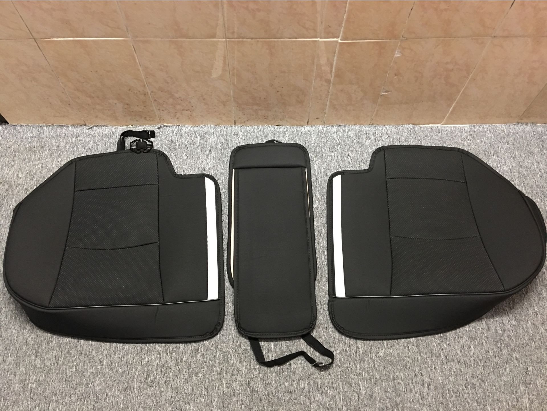 1 Pack Adjustable (124-140cm) Universal Car Back Seat Cover Protector - Fits Most Vehicles (90% Cars) - Rear Seat Bottom Only - Durable & Waterproof - Black - Perfect for Pets, Kids & Travel Protection
